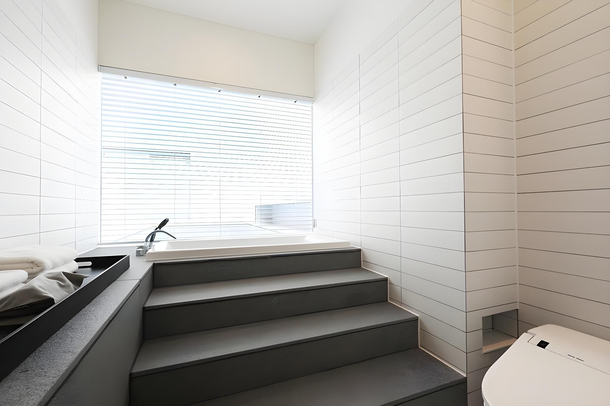 HOTEL498 Penthouse A 2