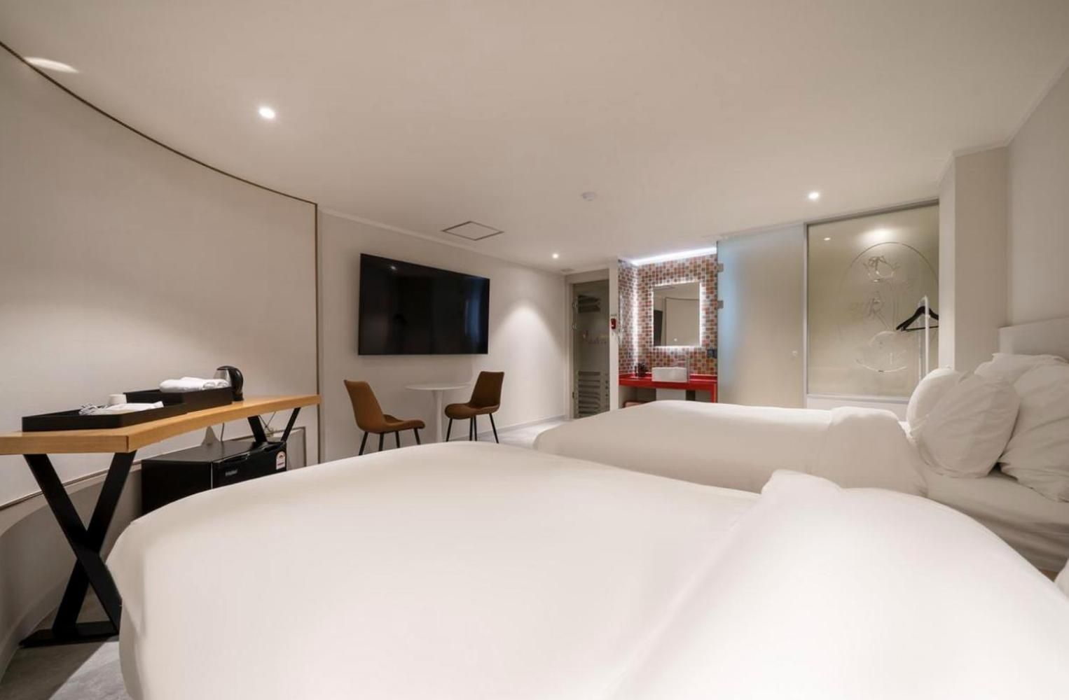 Echae Hotel Twin Room