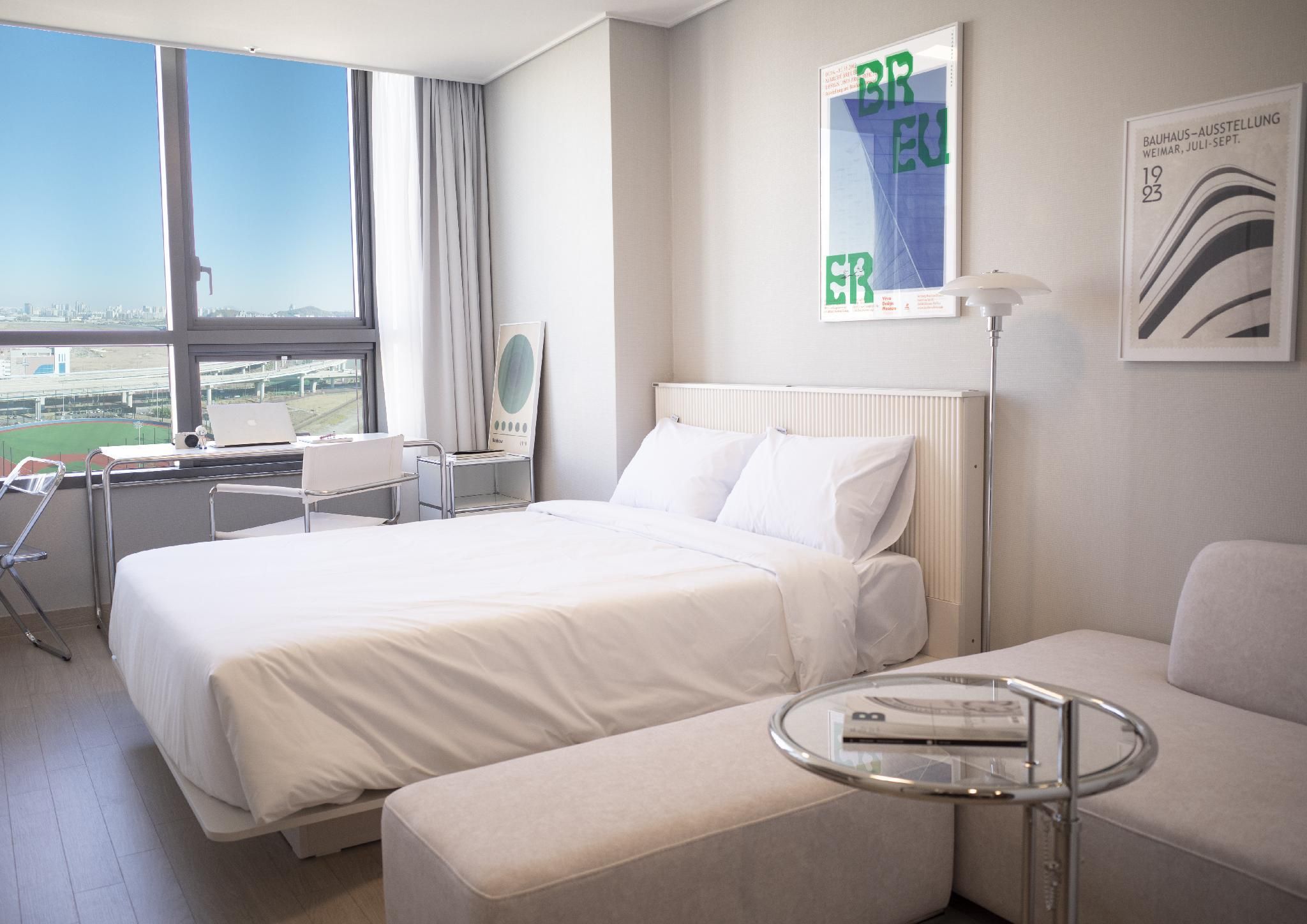 Pentaport Longstay Hot Deal - Flat Plus Studio B1 - No Pets Allowed