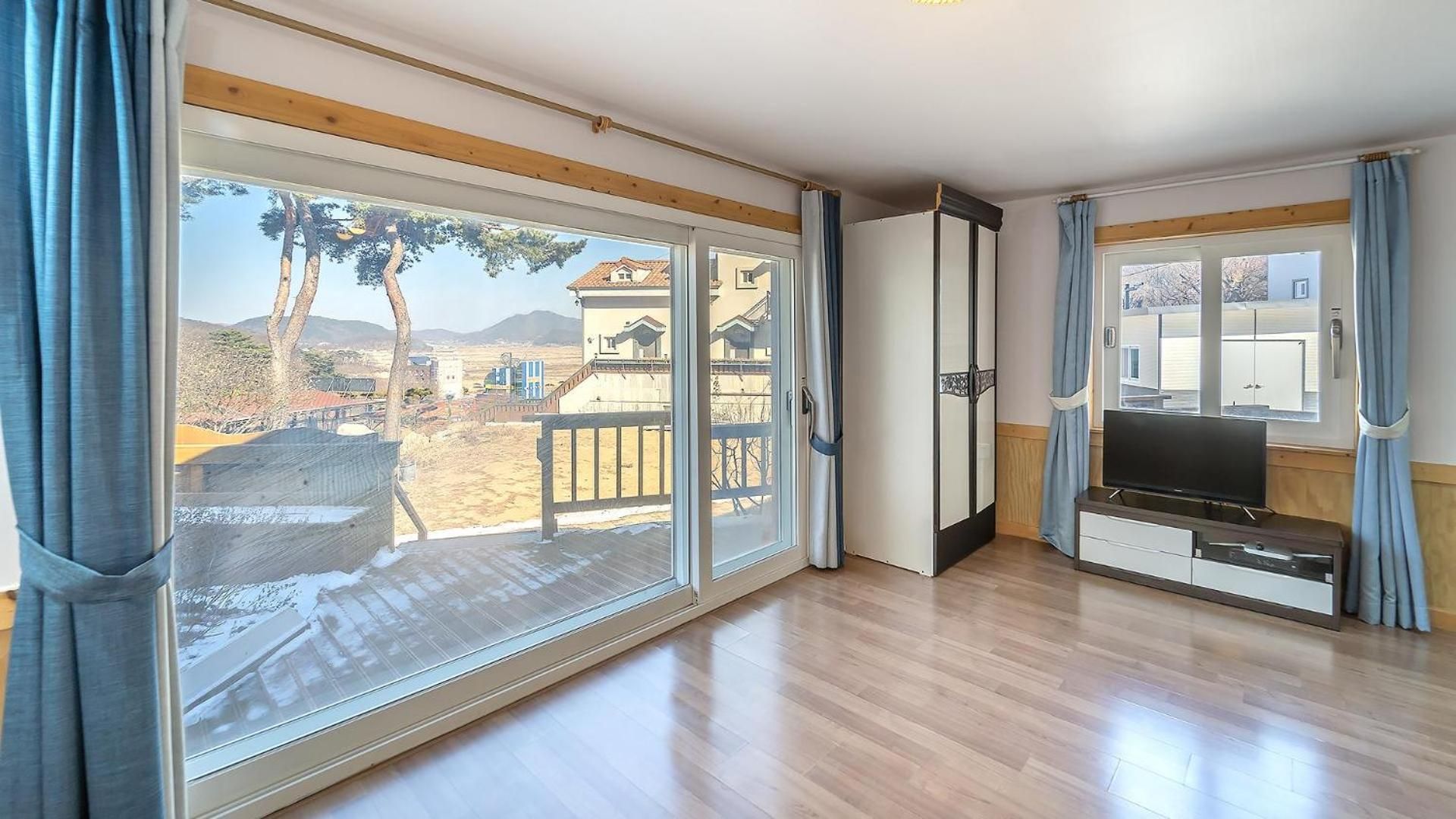 Ganghwa Herb Pension Studio 2