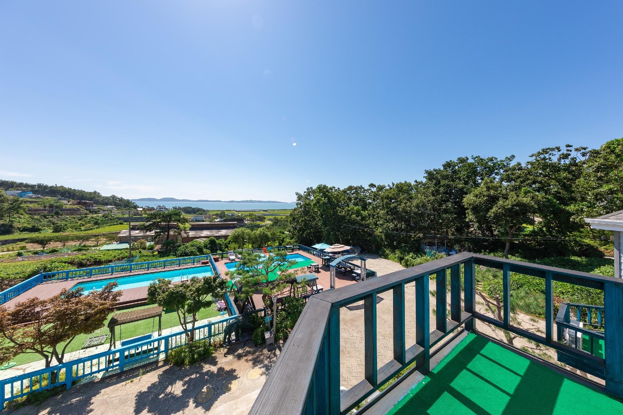 Oboe (duplex/pet allowed)