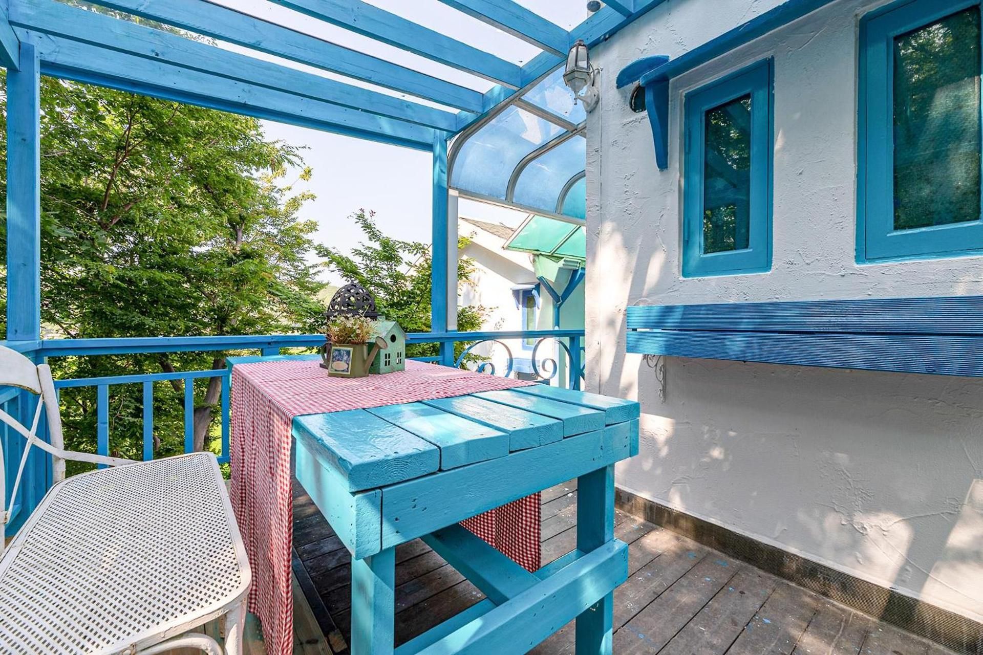 Ganghwa Picnic Pension Studio 4 2