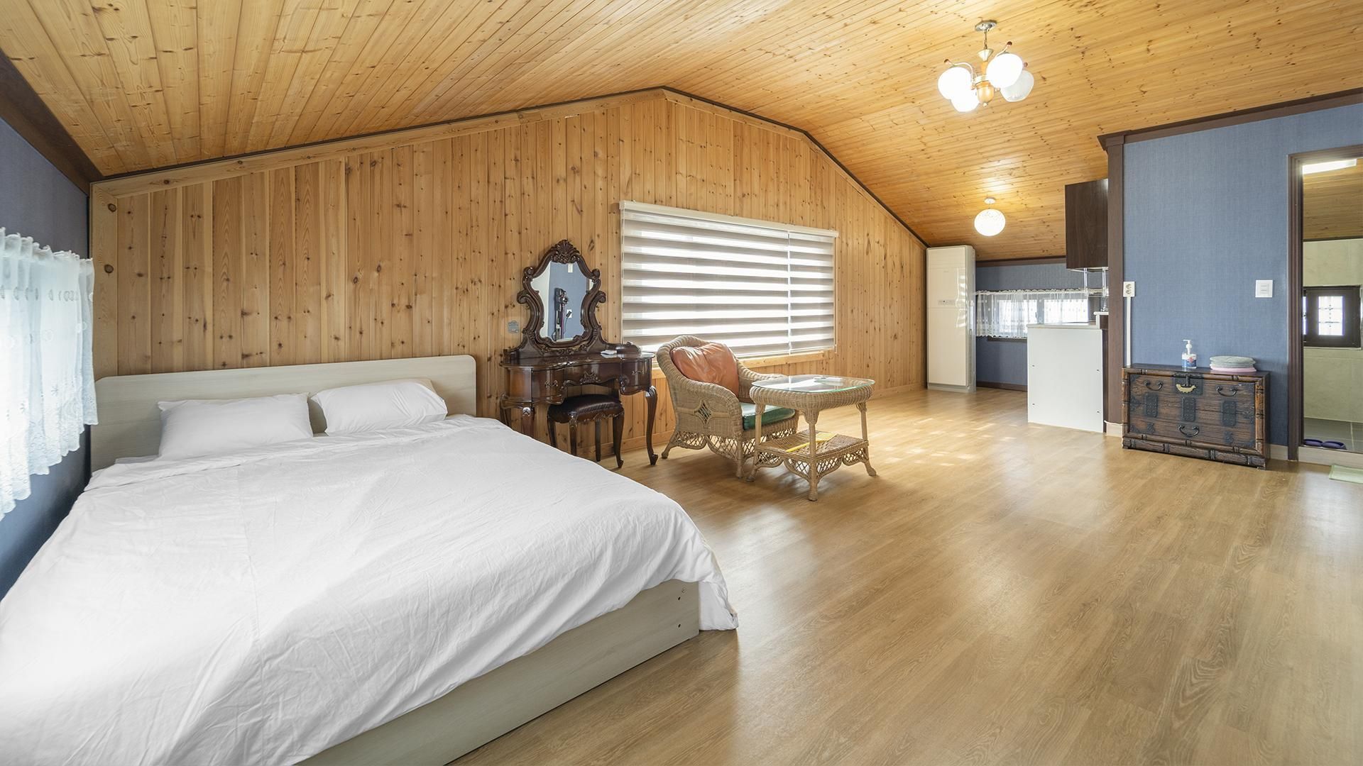 DeepblueA ( F3,ocean view )