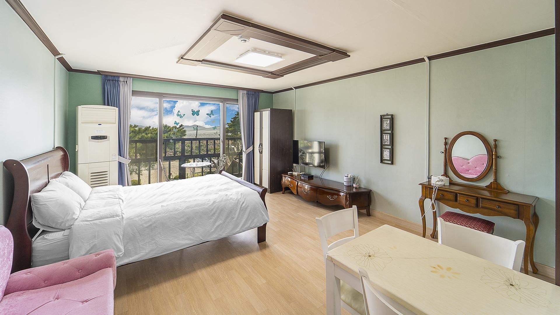 Orangered ( F2,ocean view )