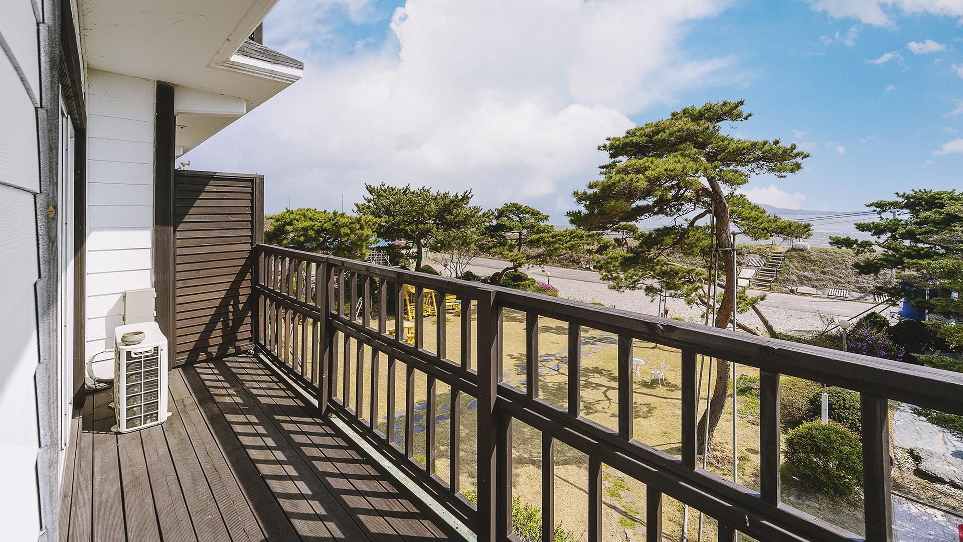 Merryrose ( F2,ocean view )