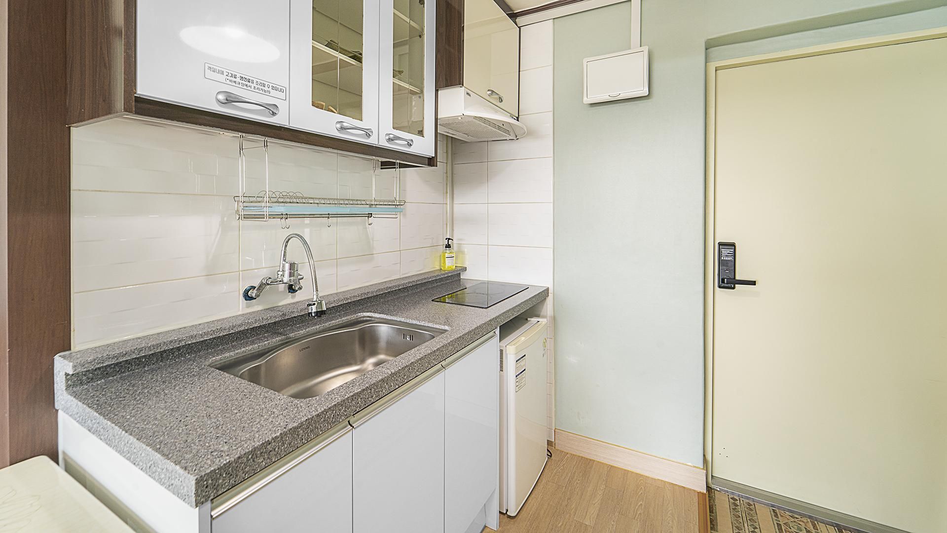 Orangered ( F2,ocean view )