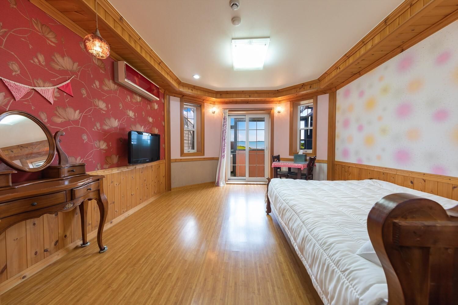 Ganghwa Teo Pension Double Room 2