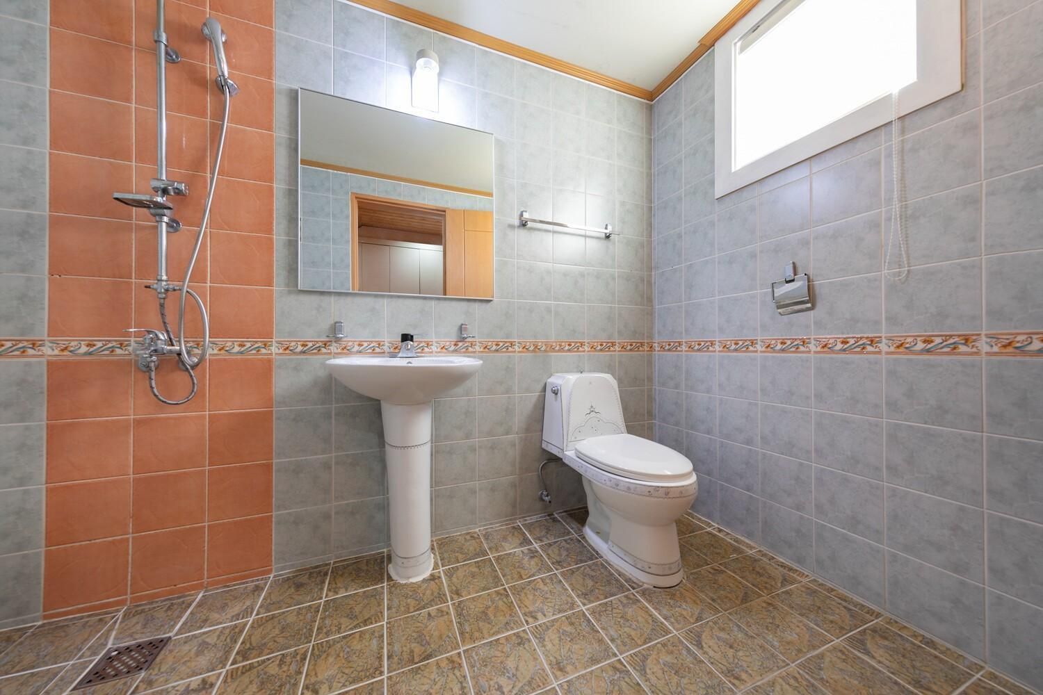 Ganghwa Teo Pension Double Room 13 2