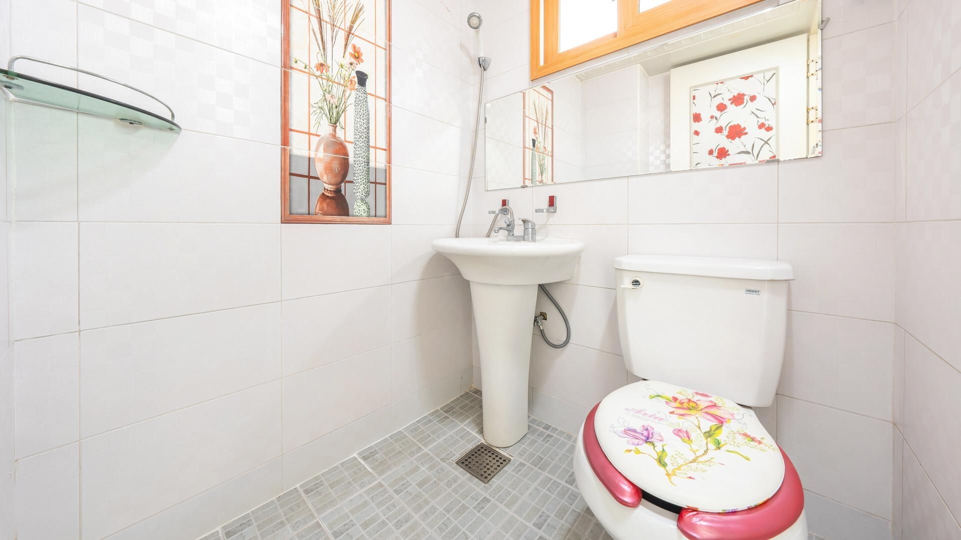 Noransangsawha ( F3 )