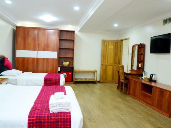 Deluxe Double or Twin Room