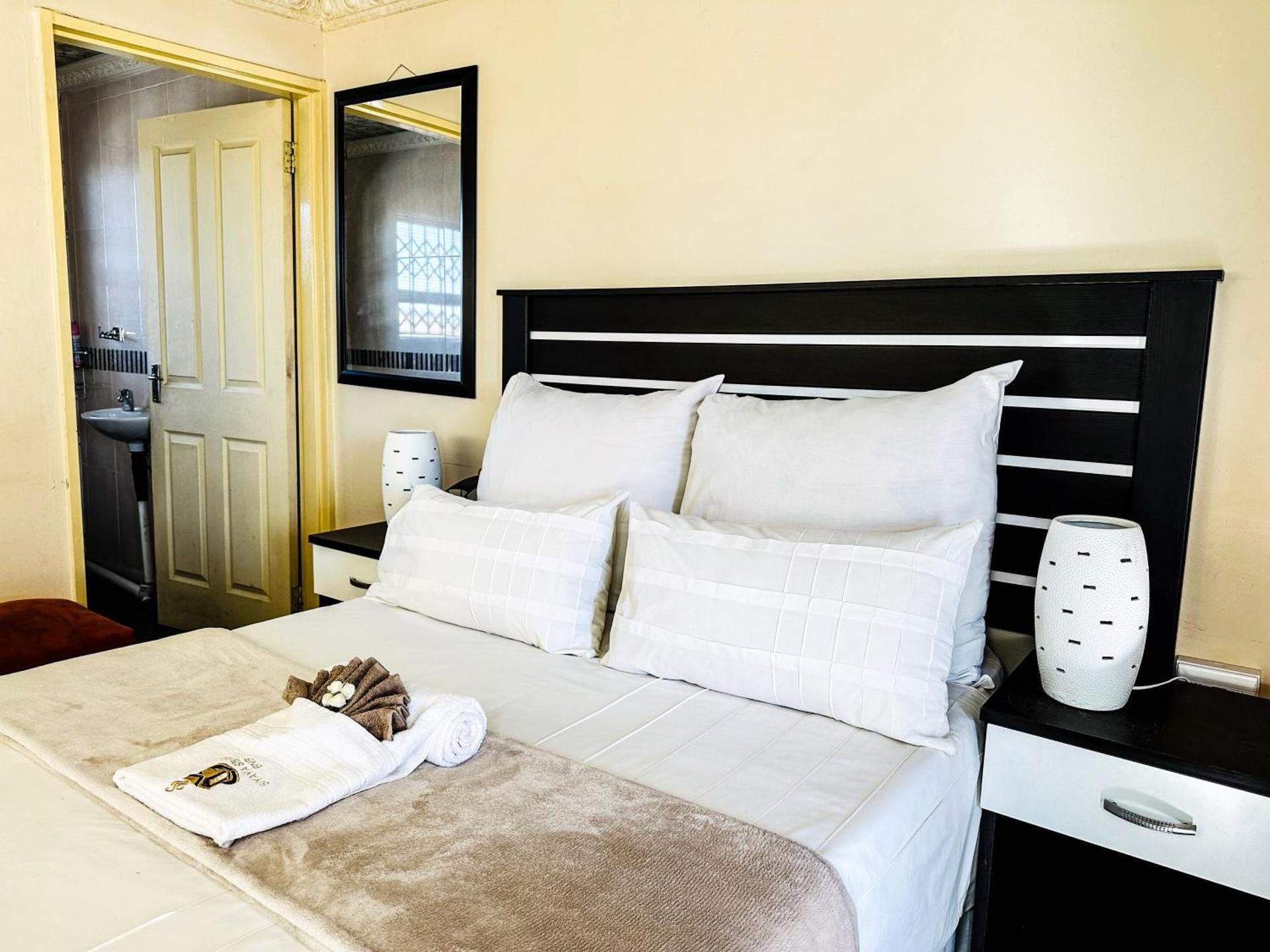 Deluxe Double Room with Bath