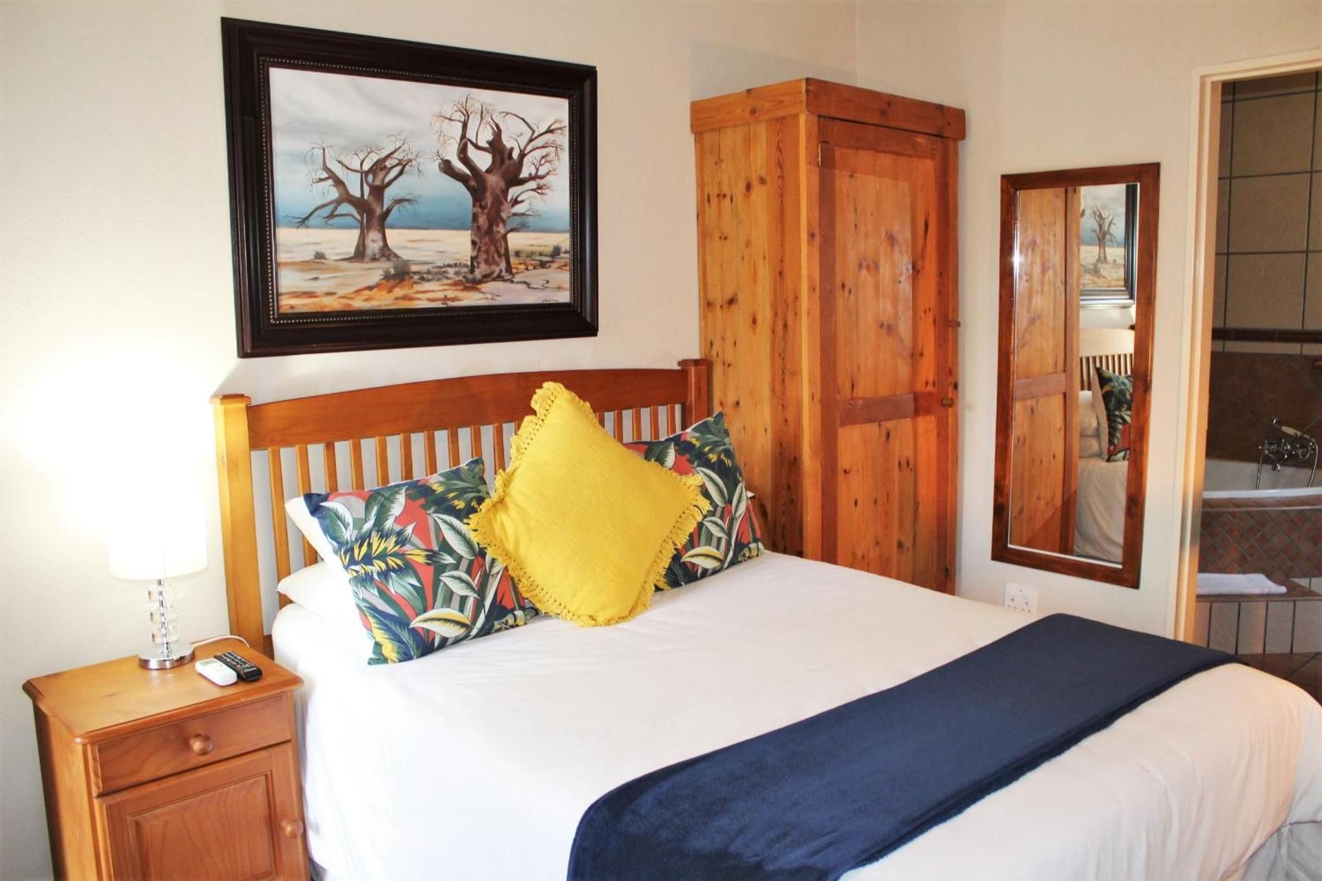 Comfort Queen Room