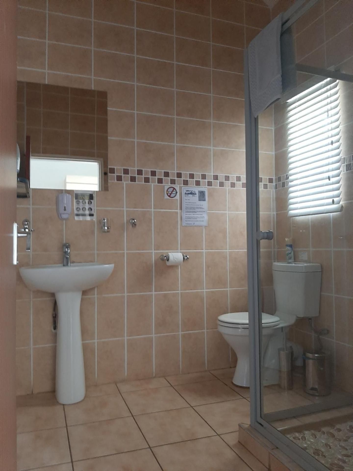 Zebra Guesthouse Double Room 2