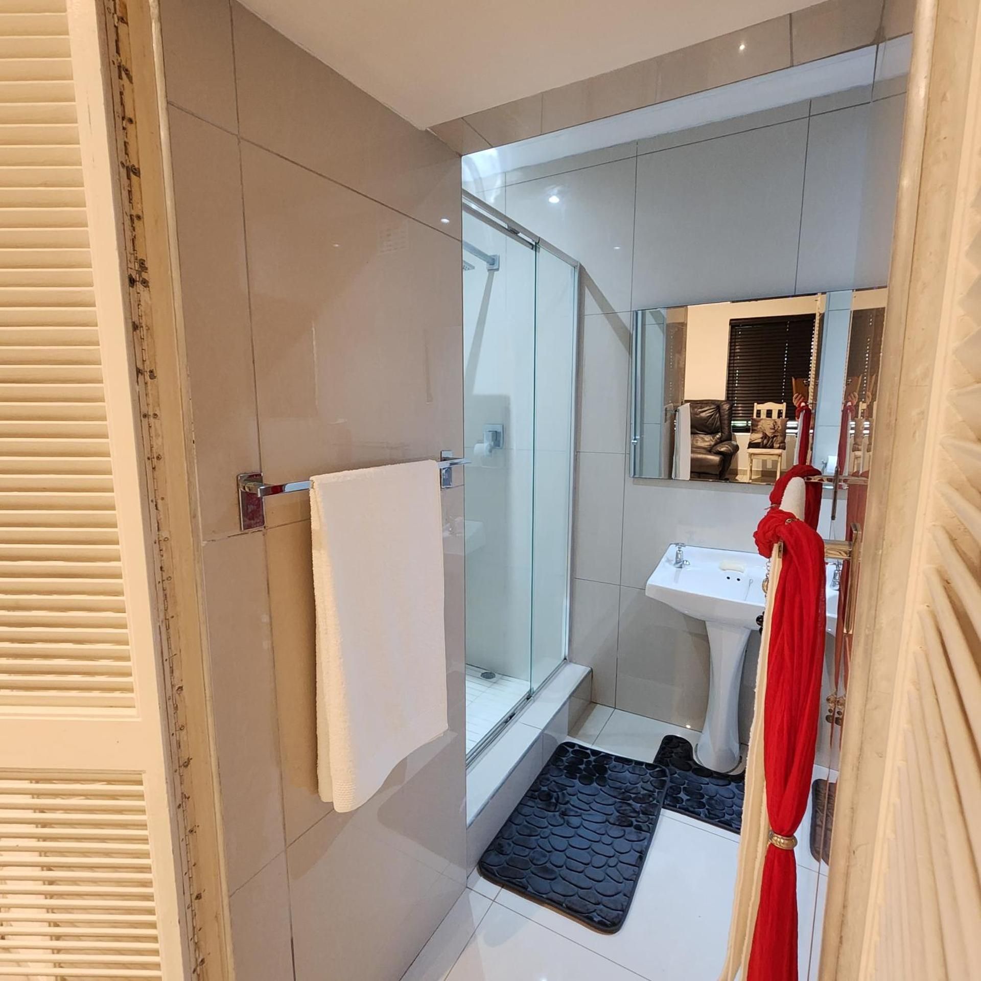 Superior King Suite