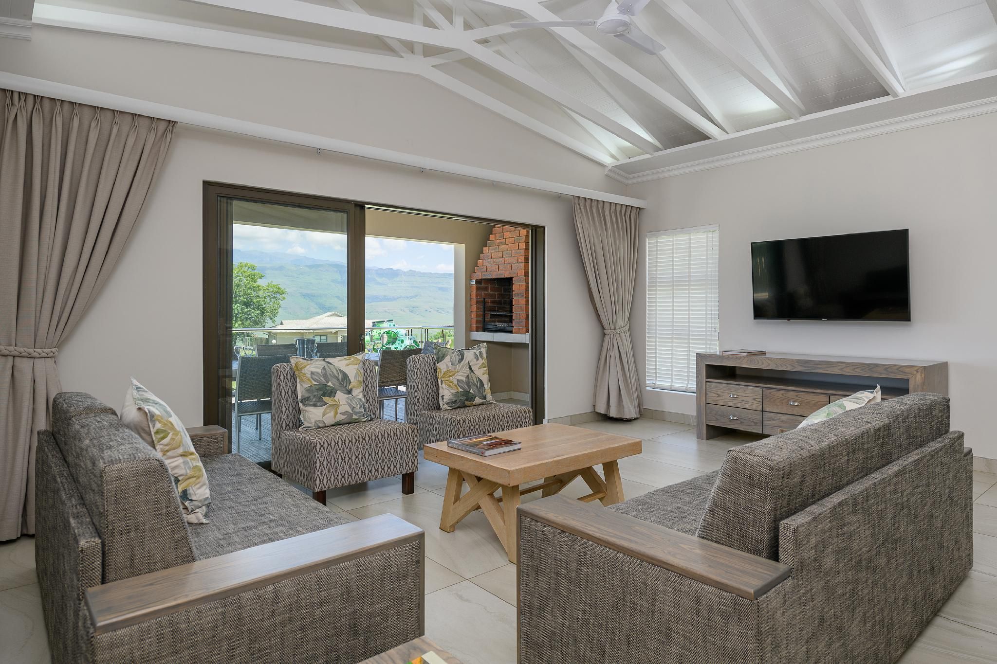 Two Bedroom Chalet with Splash Pool
