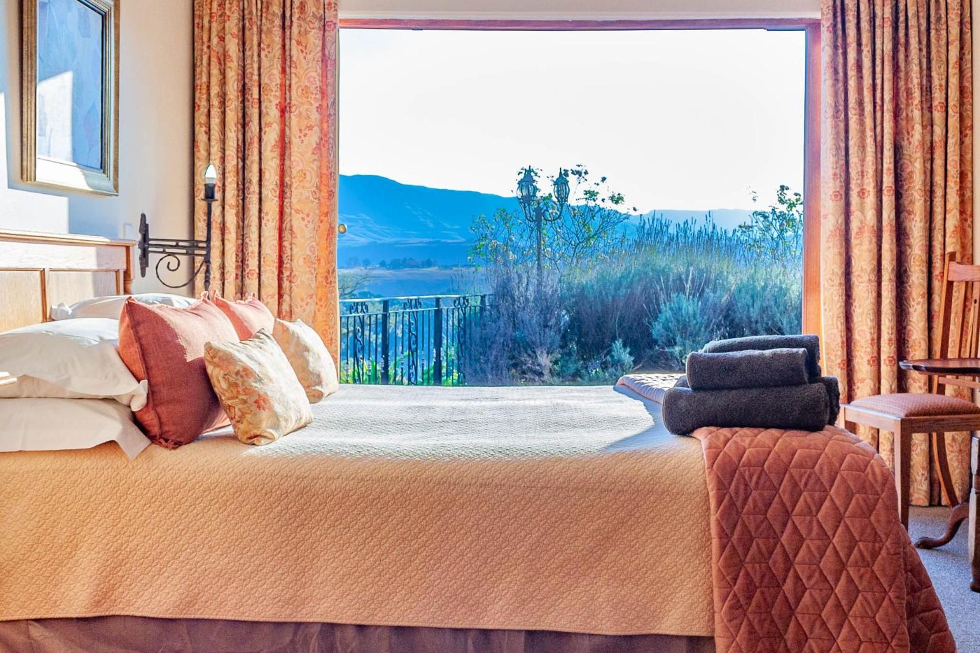 Deluxe Double or Twin Room with Garden View