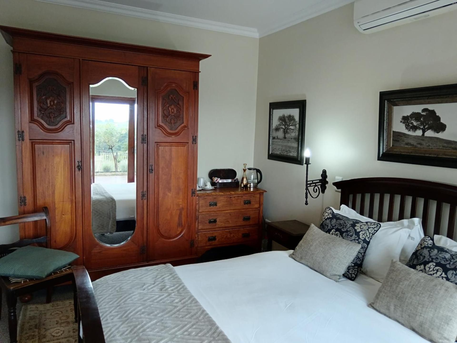 Double Room with Pool View