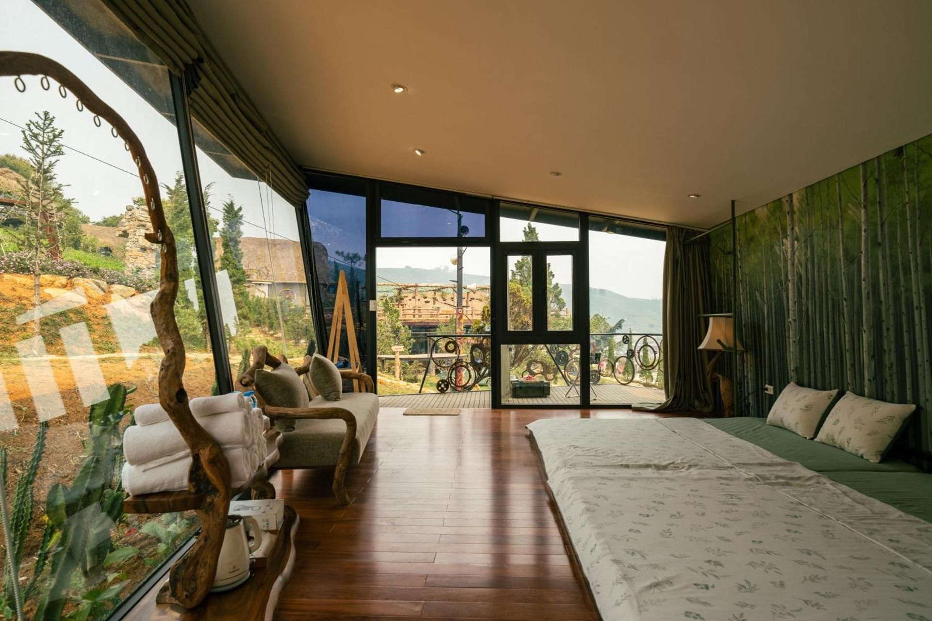Family Room with Mountain View