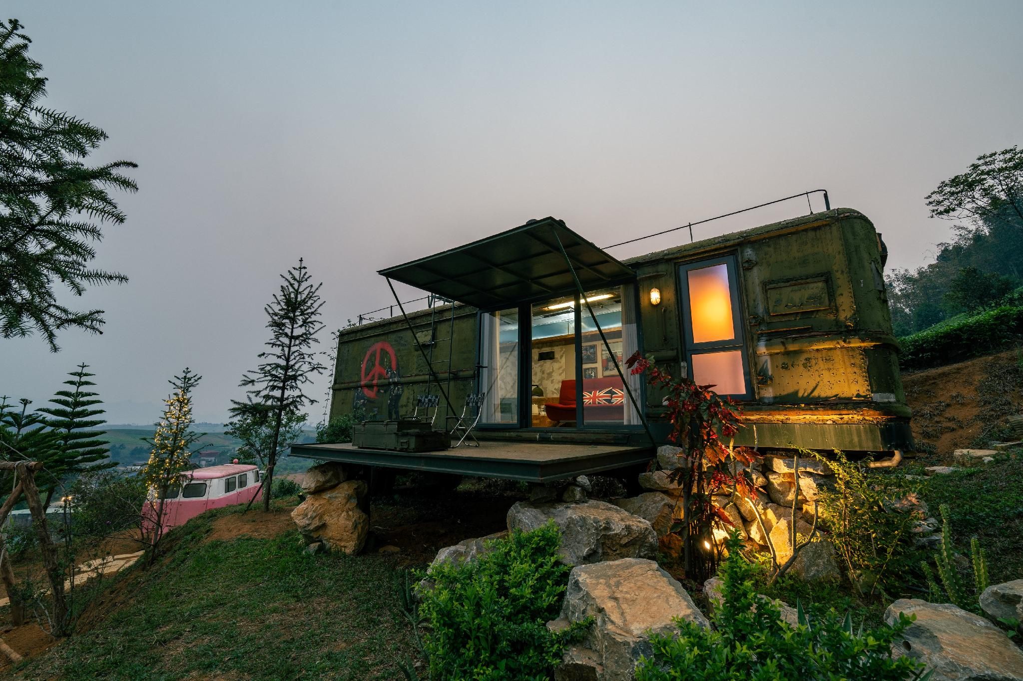 Hippie Home Mộc Châu Garden View Terrace Room