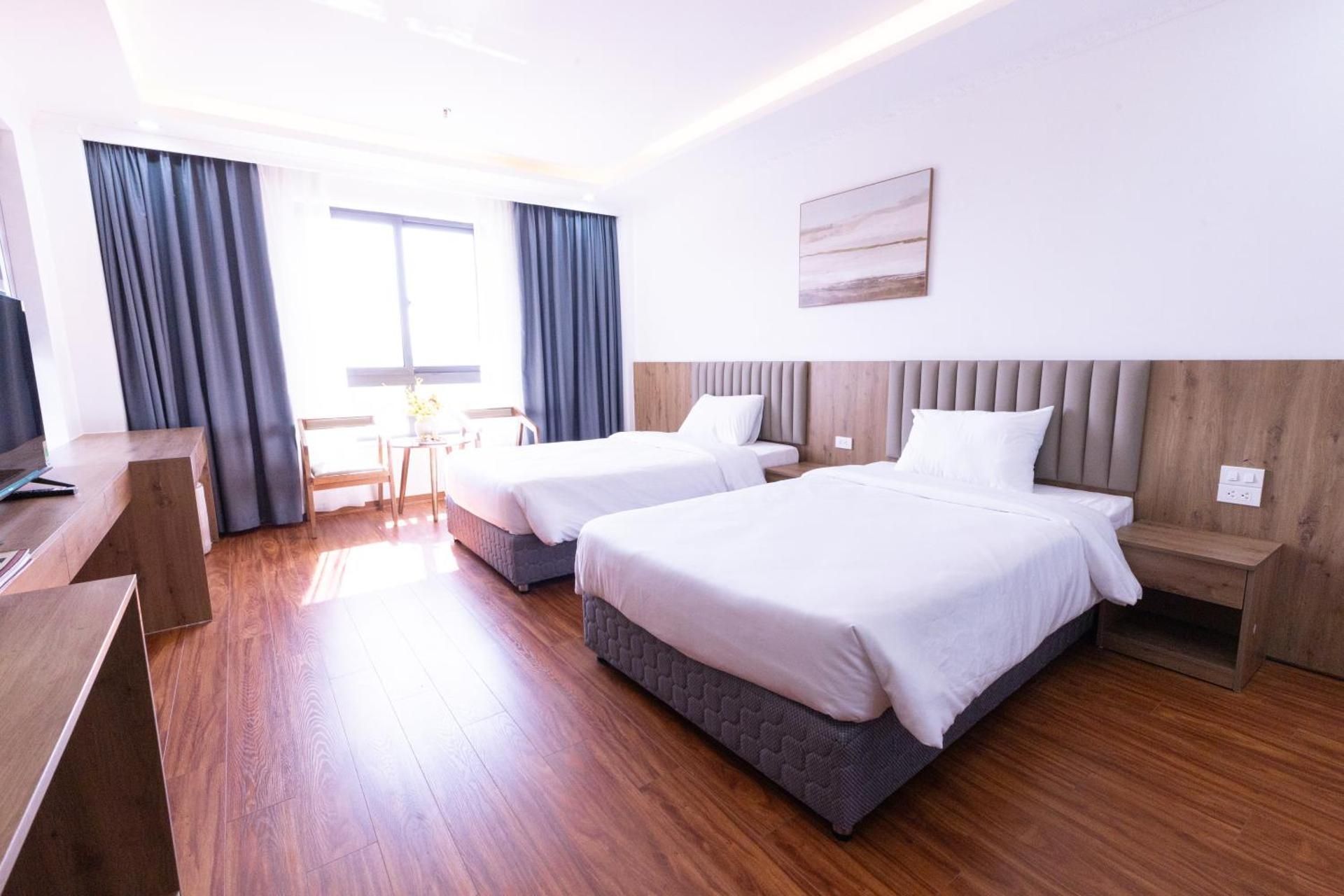 Twin Room with Mountain View