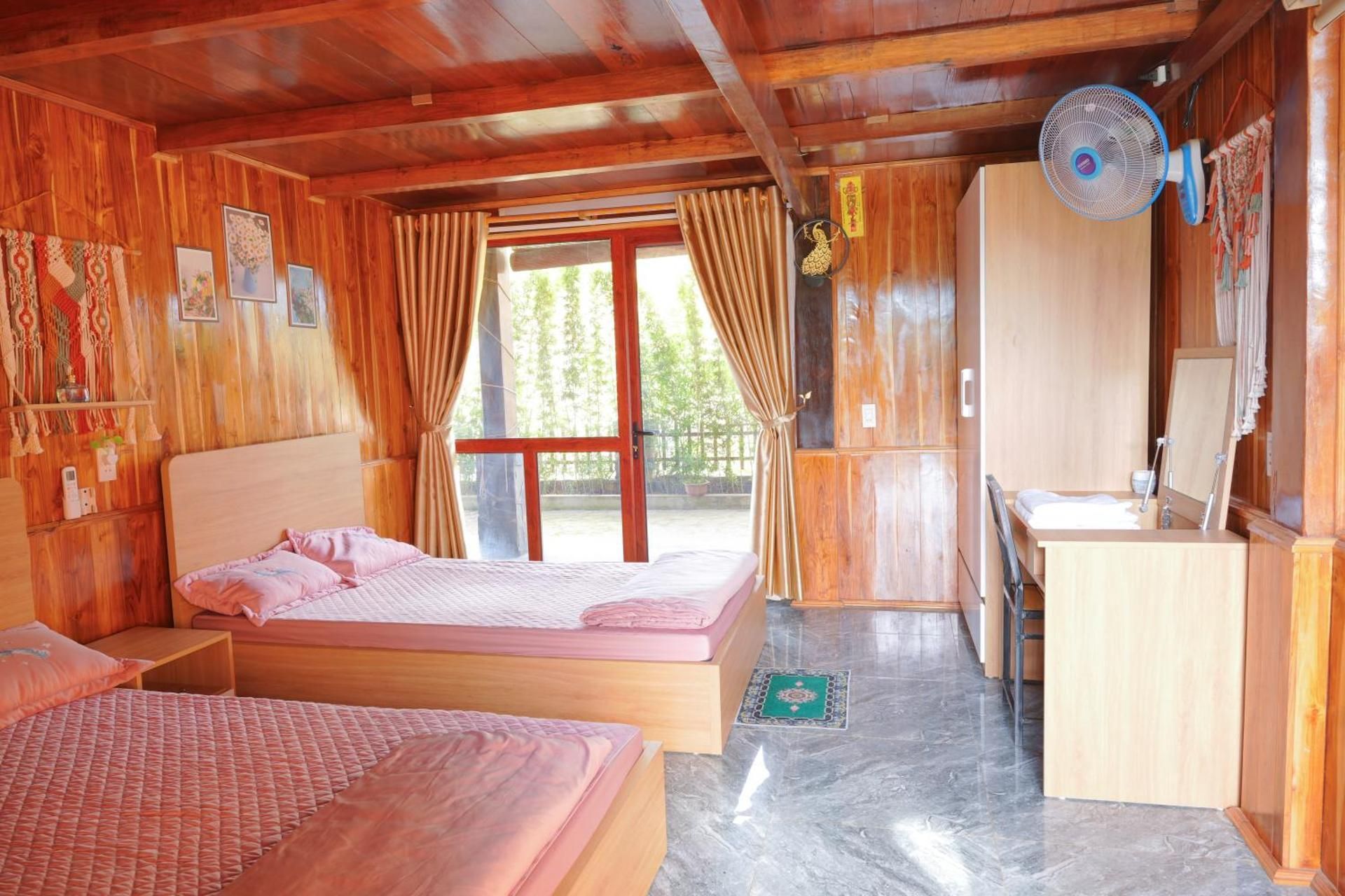 Triple Room with Private Bathroom