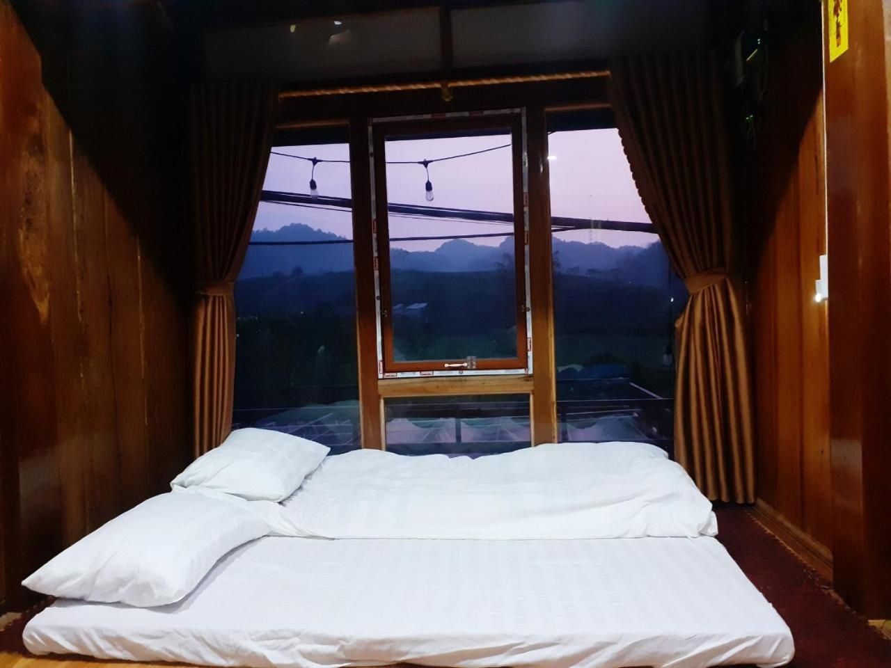 Mixed Dormitory Room