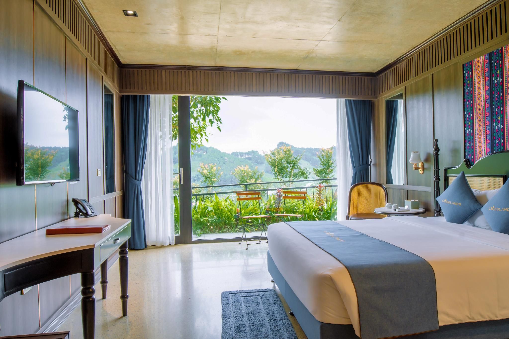 Garden and Mountain View Guest Double Room