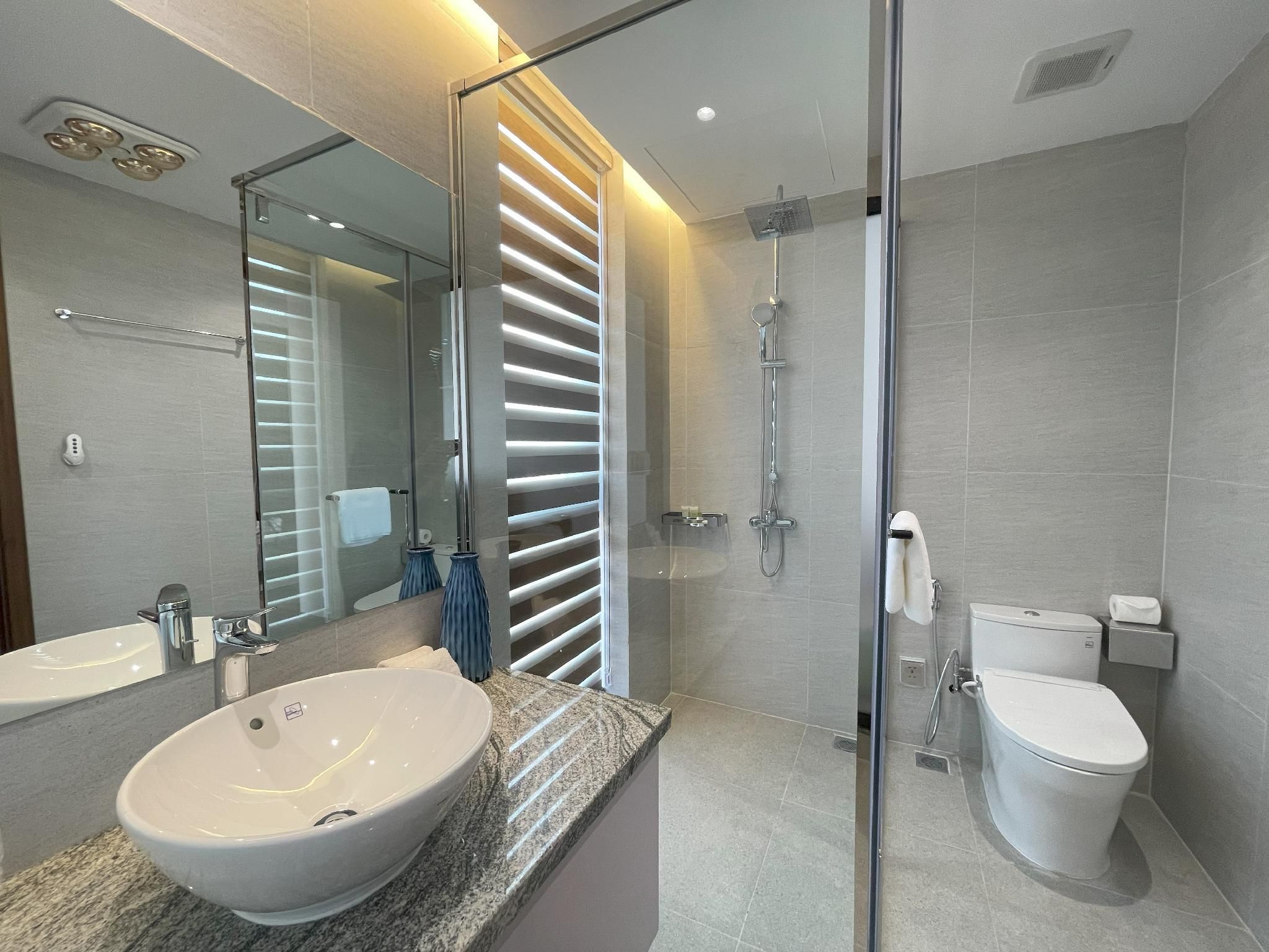 TSQ STAY Villa Beachside Four Bedroom Villa 2