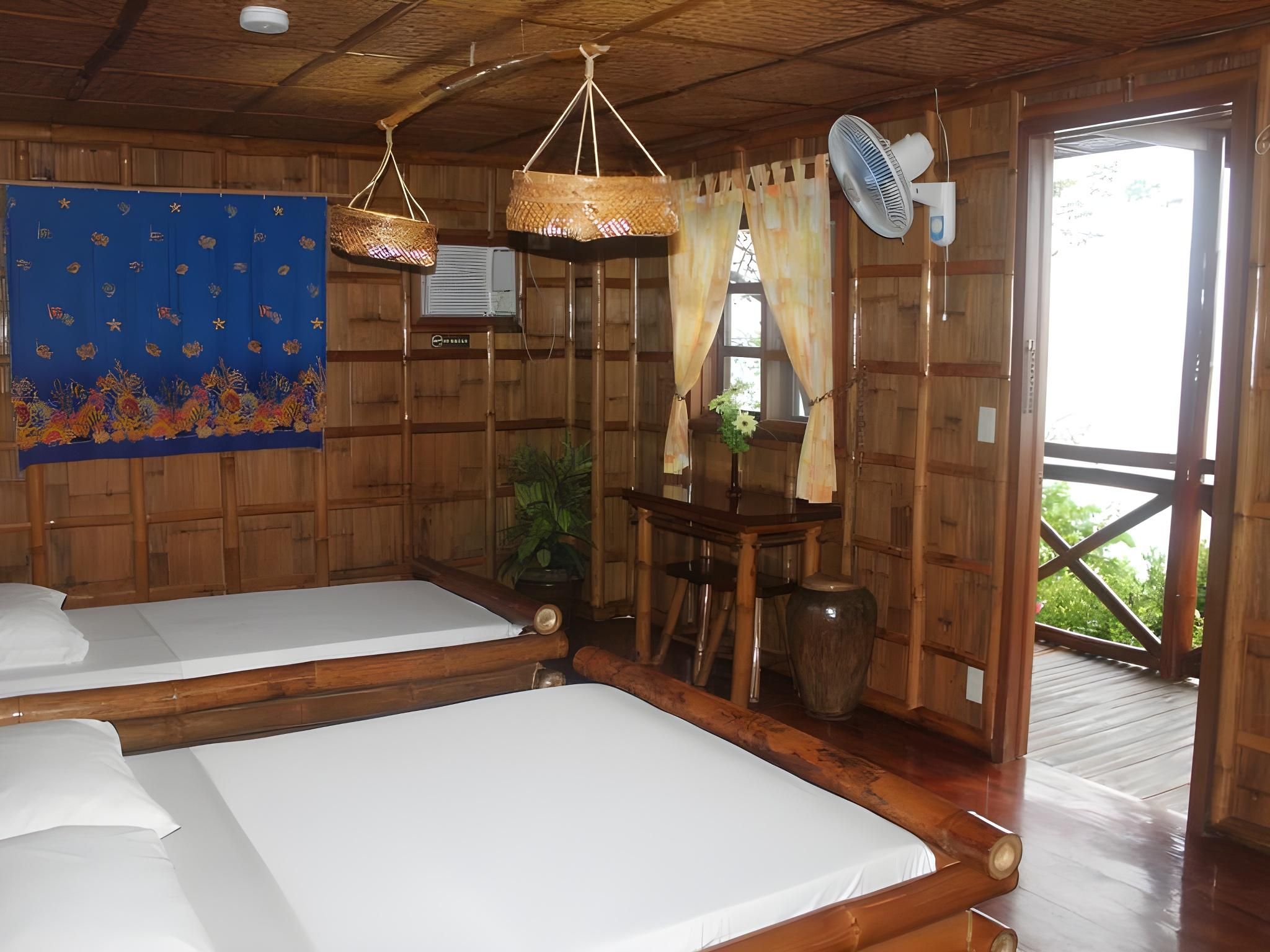 Nataasan Beach Resort and Dive Center Private Bungalow - Ocean View