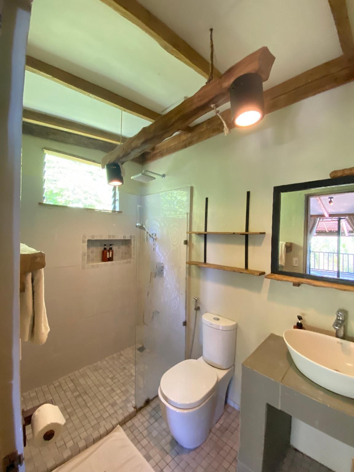 Bugana Beach and Dive Resort Suite family 3