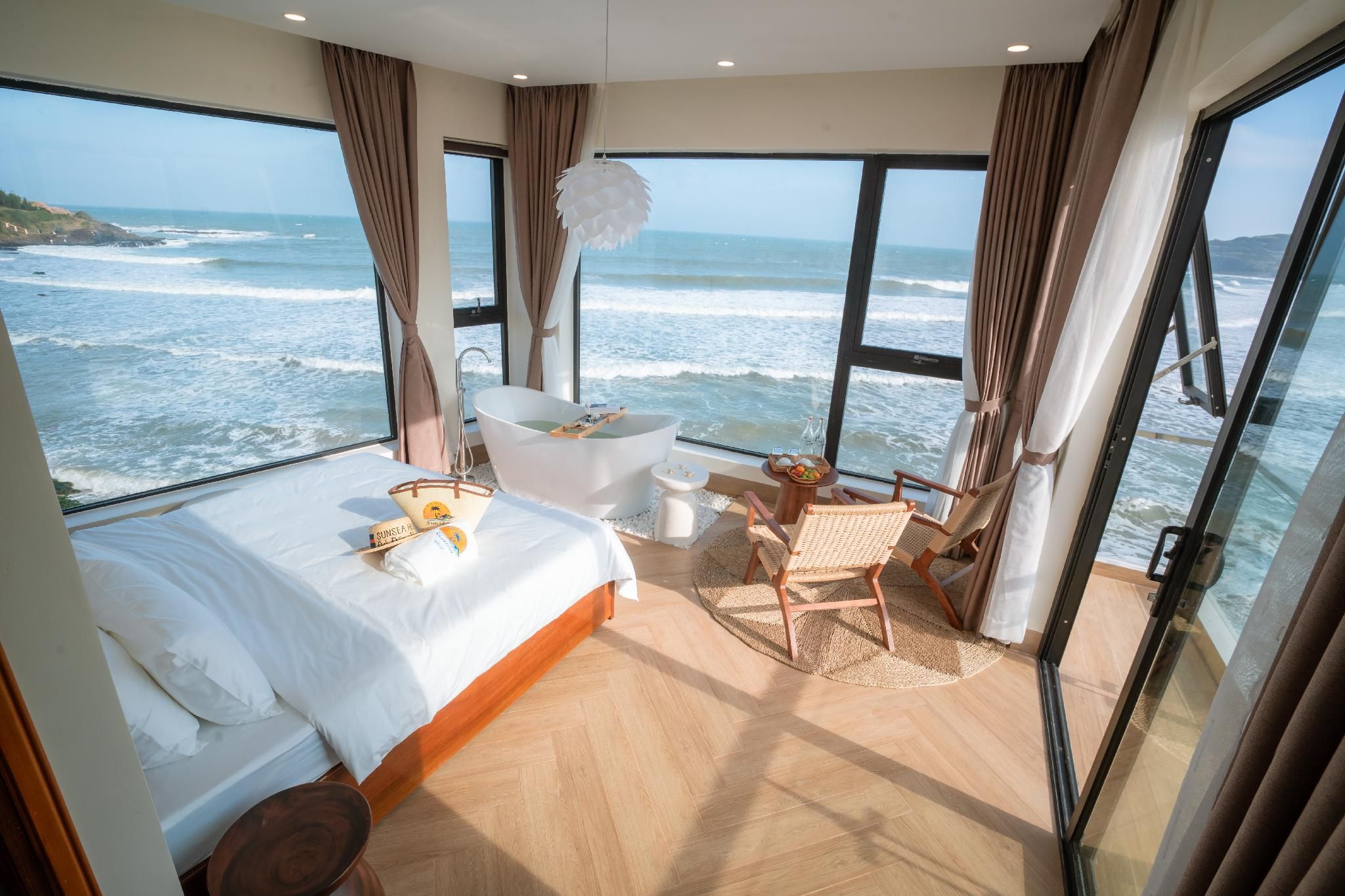 Sunsea House - Da Dia Phu Yen Suite Ocean View