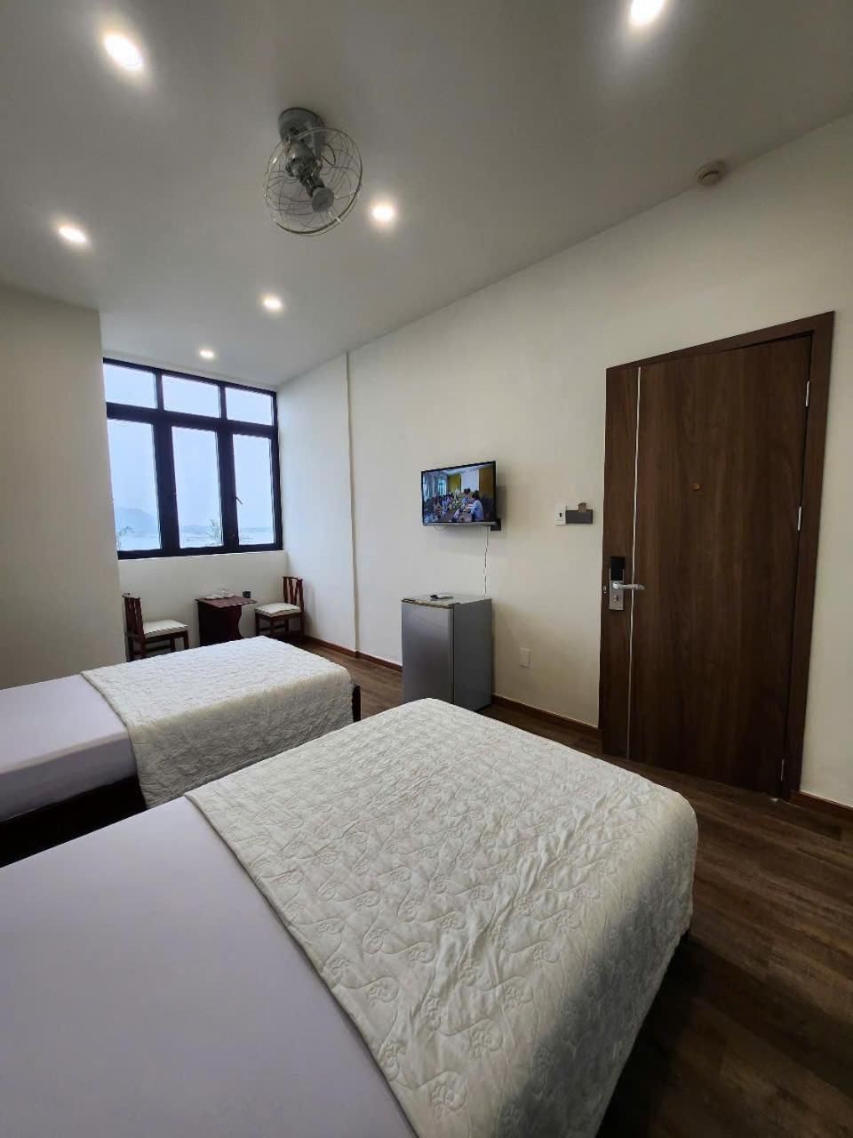 Twin Room with Sea View