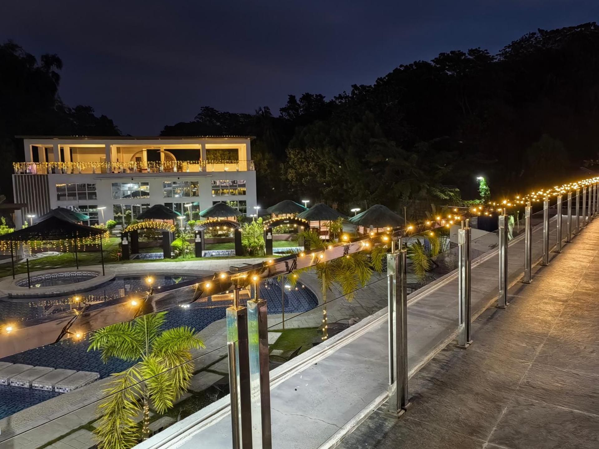 D'Jewel Jade Resort