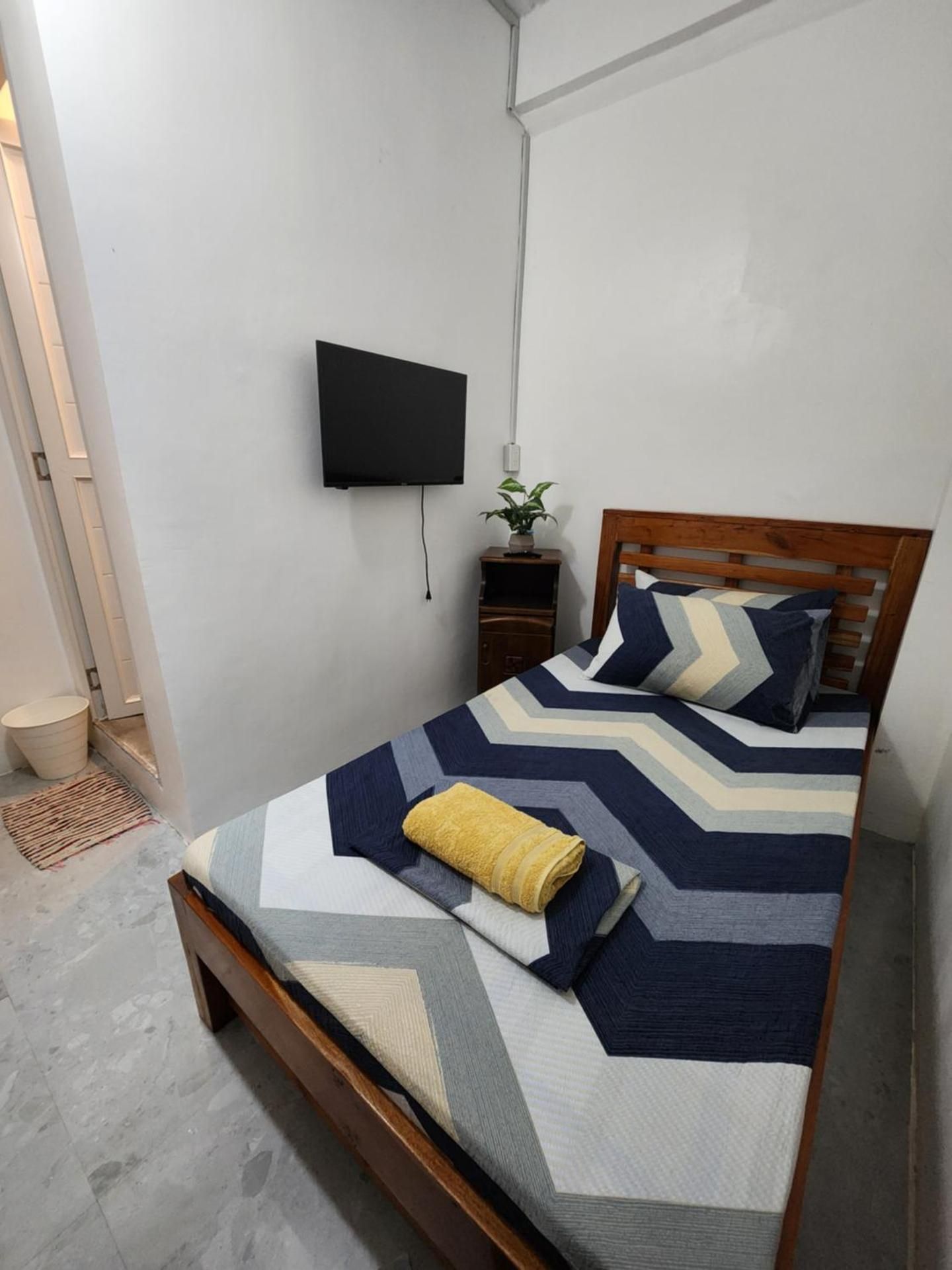Single Room With Private Bathroom