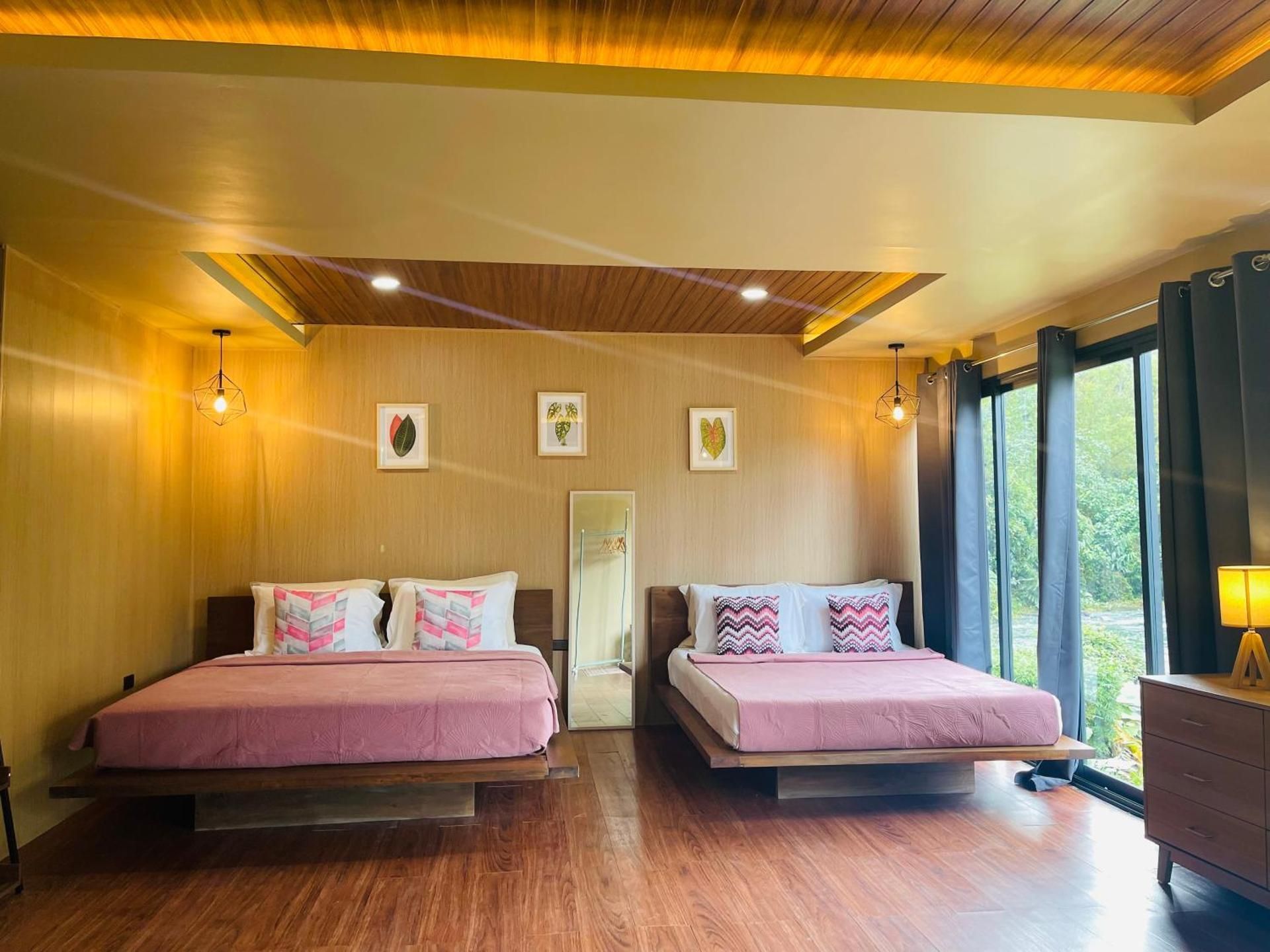 Jinjer Resort Suite with River View