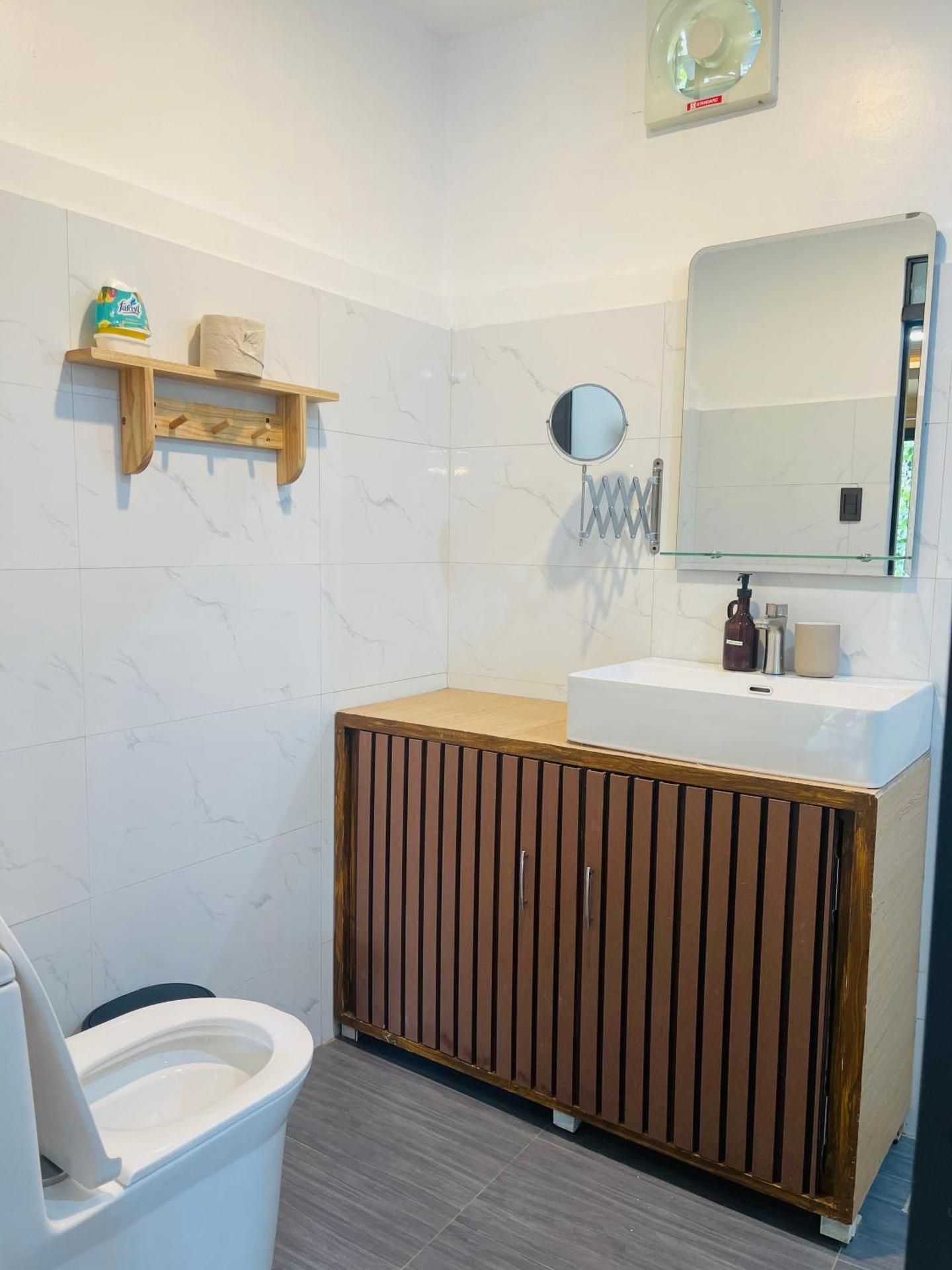 Jinjer Resort Suite with River View 2