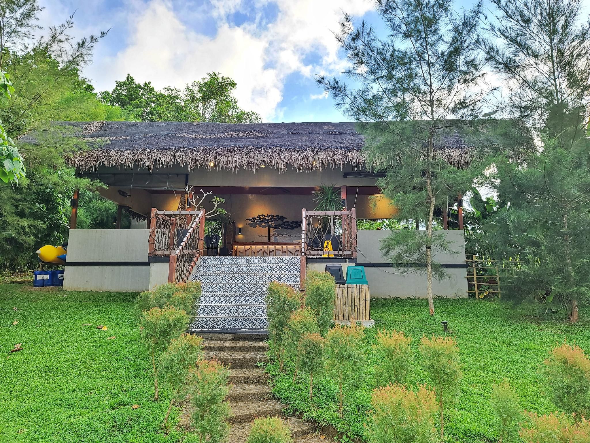 Sofia's Lake Resort Cavinti