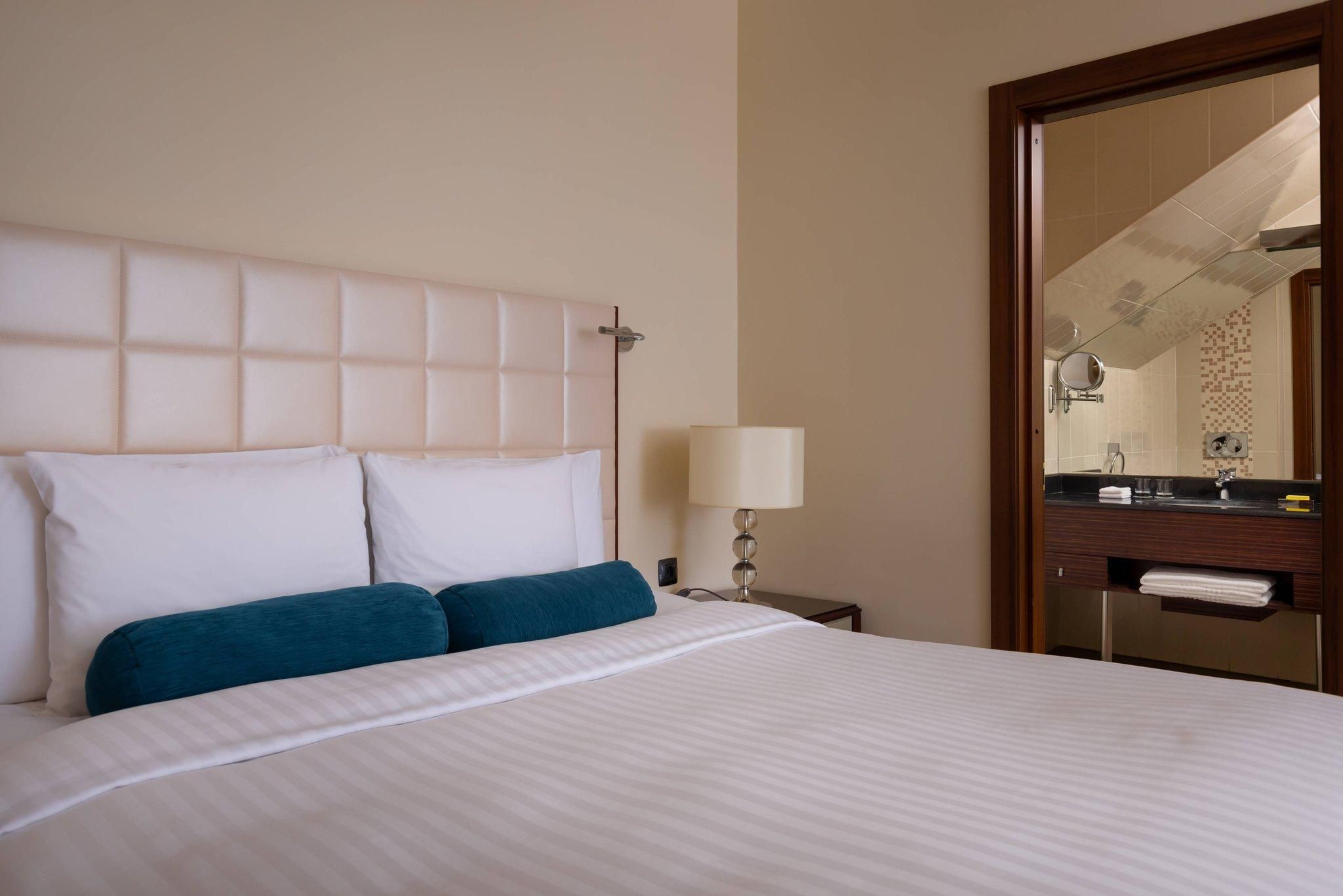 Tsaghkadzor Marriott Hotel Standard, Guest room, 1 King, Main Building 2