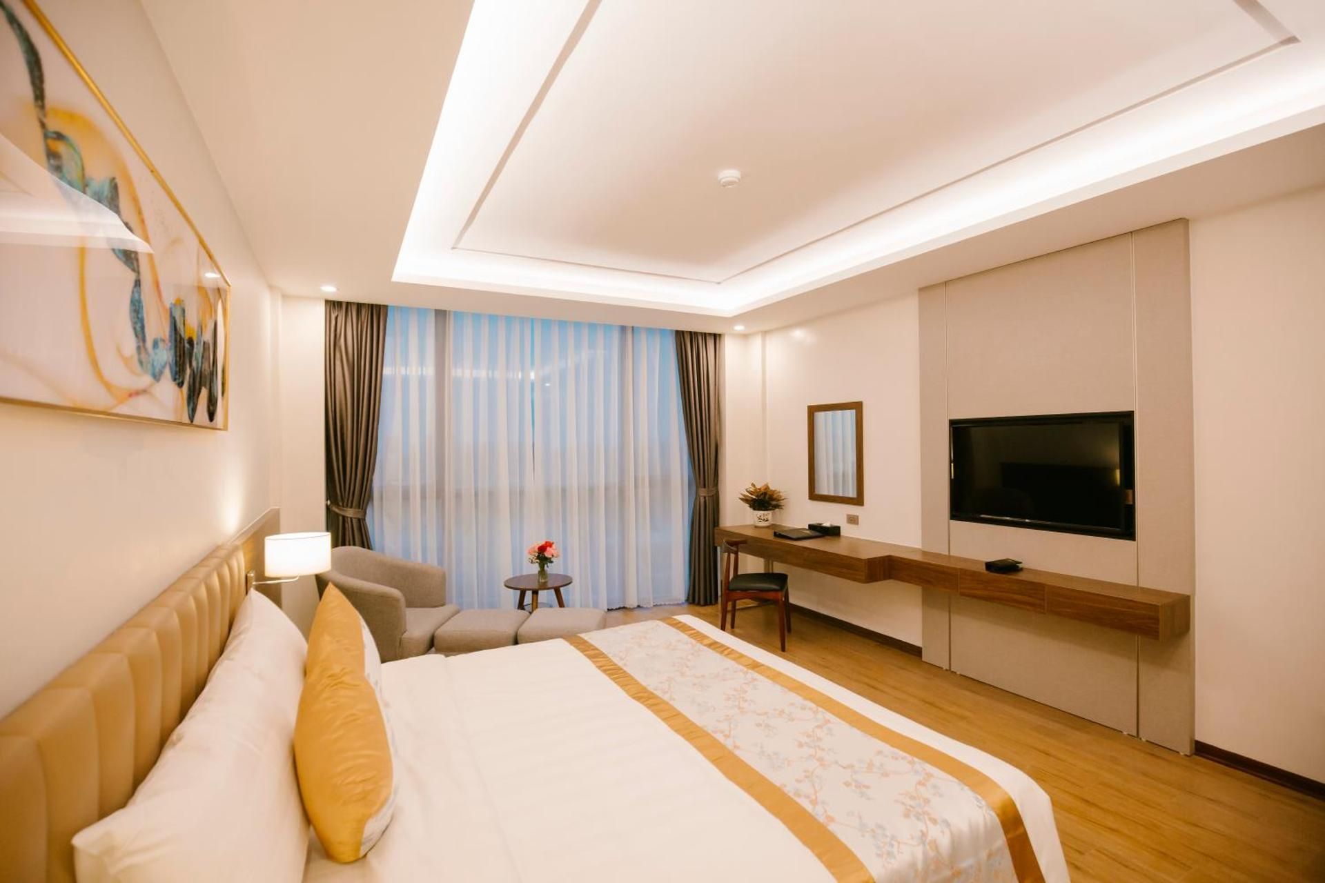 Deluxe Family Room