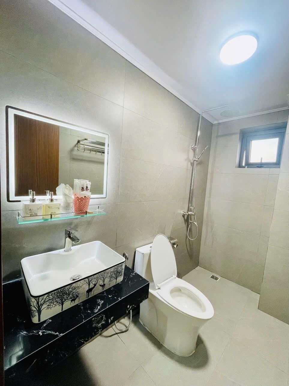 Hotel Vươn Ra Biển Lớn King Suite with Sea View 3