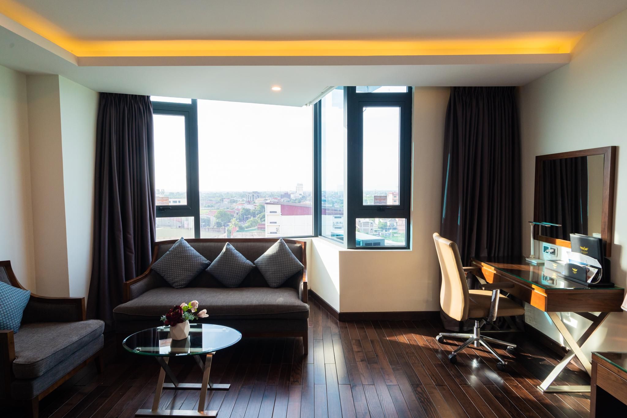 Executive Twin City View