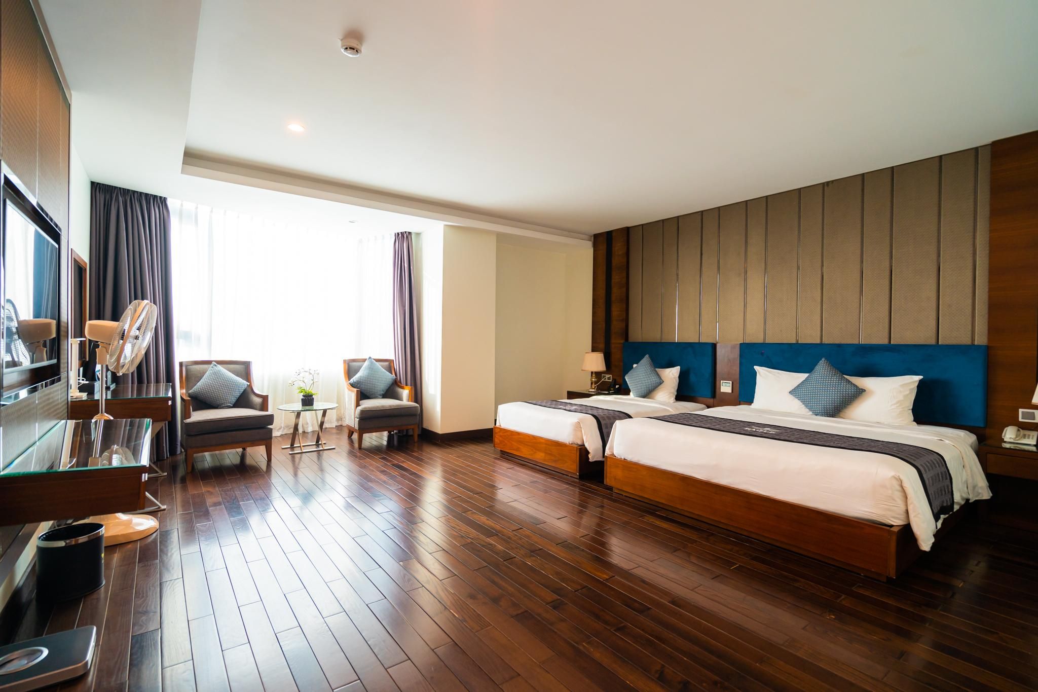 Executive Twin City View