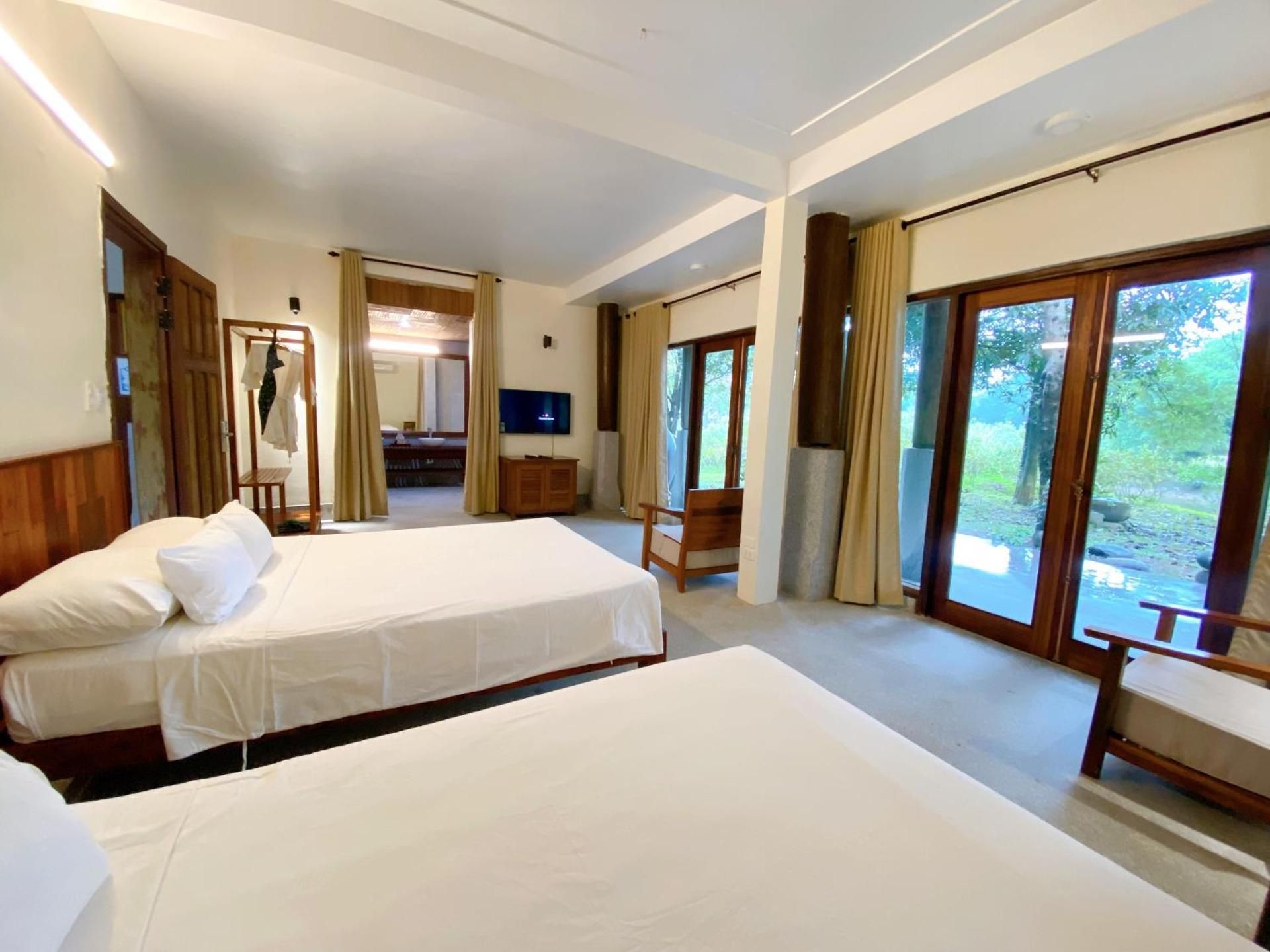 Twin Room with Mountain View