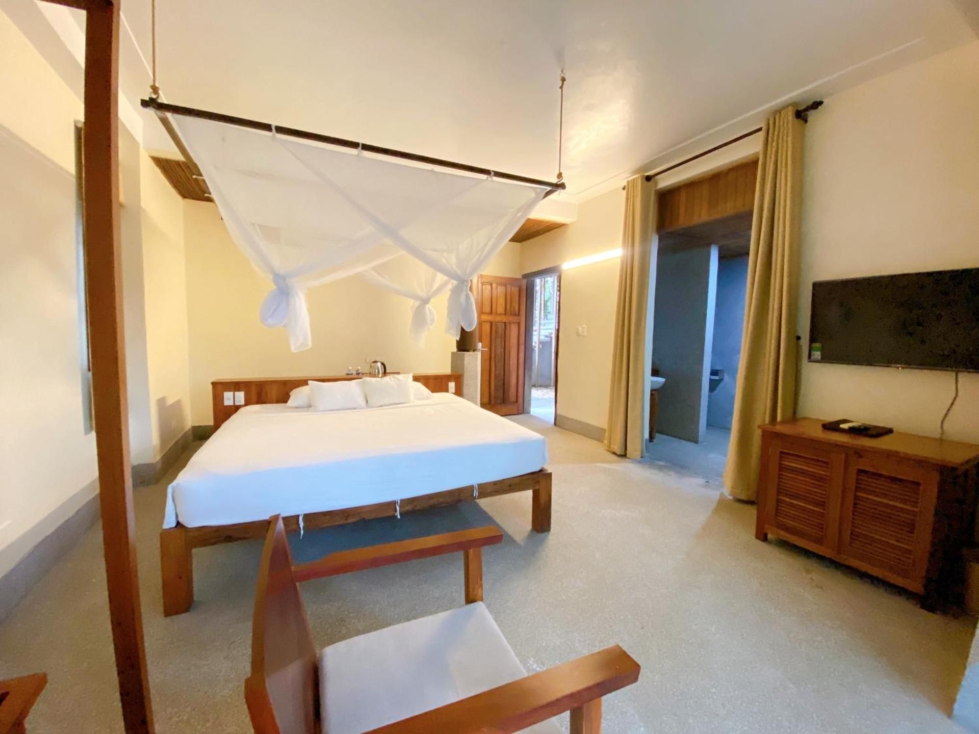 Double Room with Mountain View