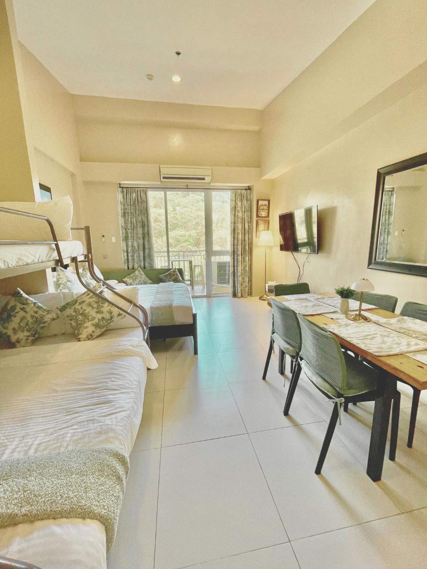 Suite with Balcony