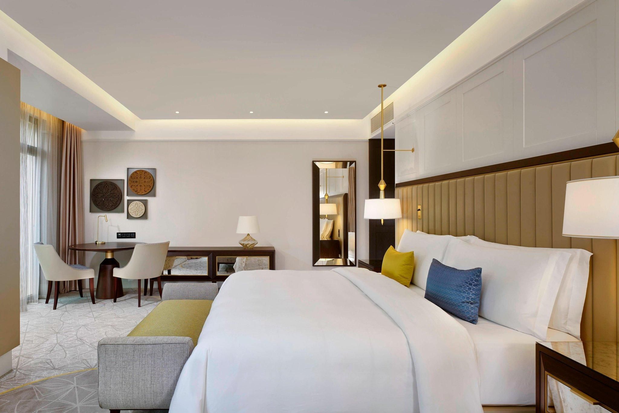 Corner Grand Deluxe, Guest room, 1 Queen