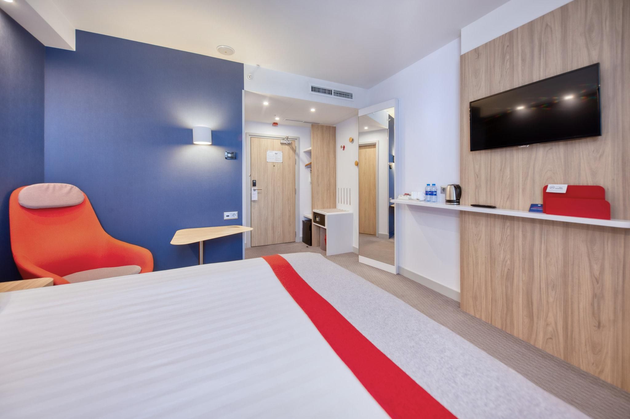 2 Single Beds Standard