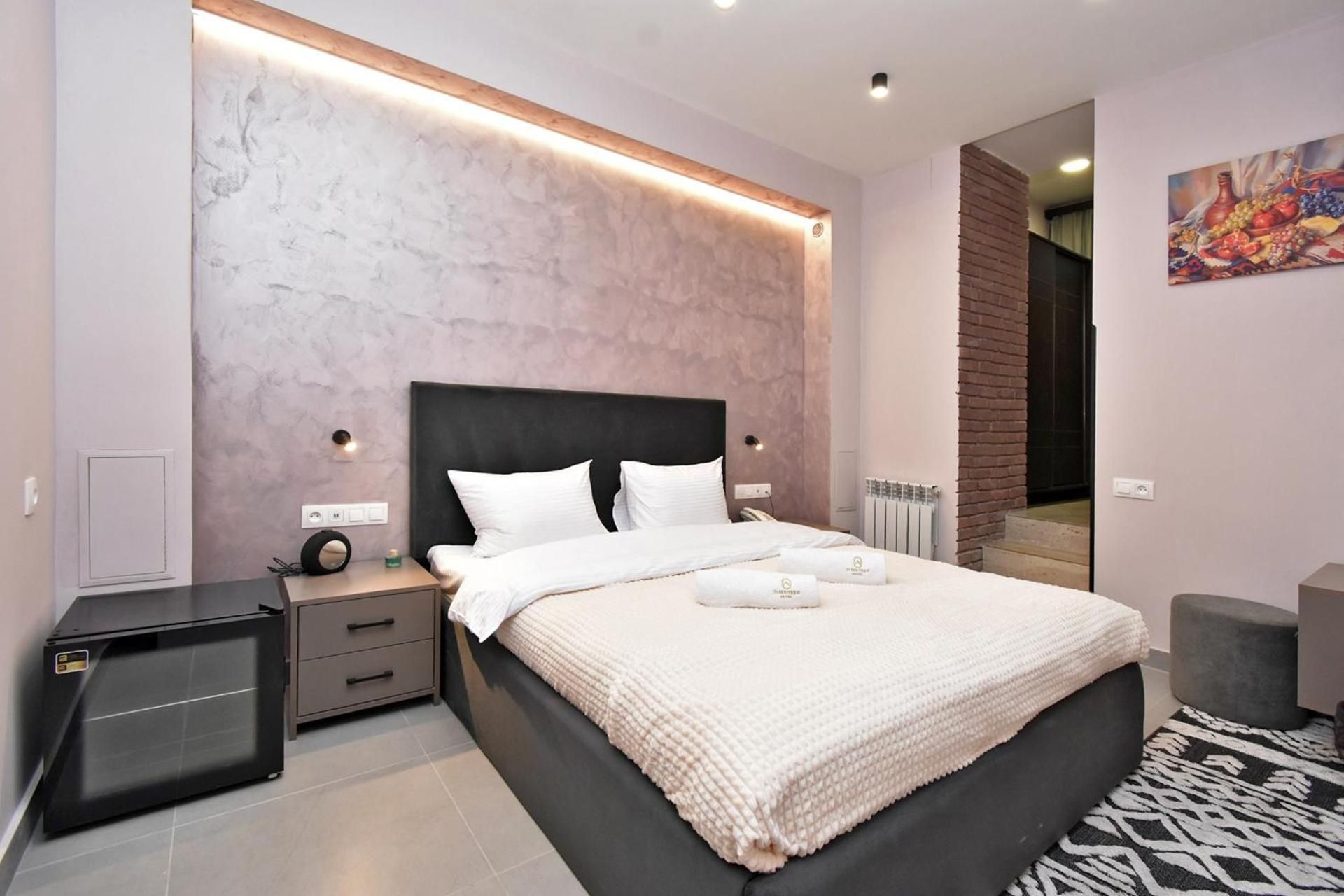 Deluxe Room nonsmoking