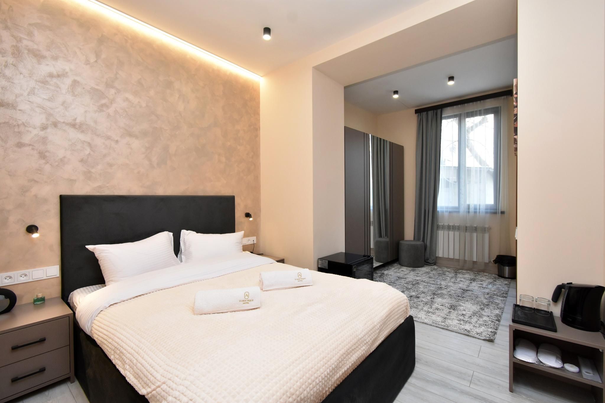 Deluxe Room nonsmoking