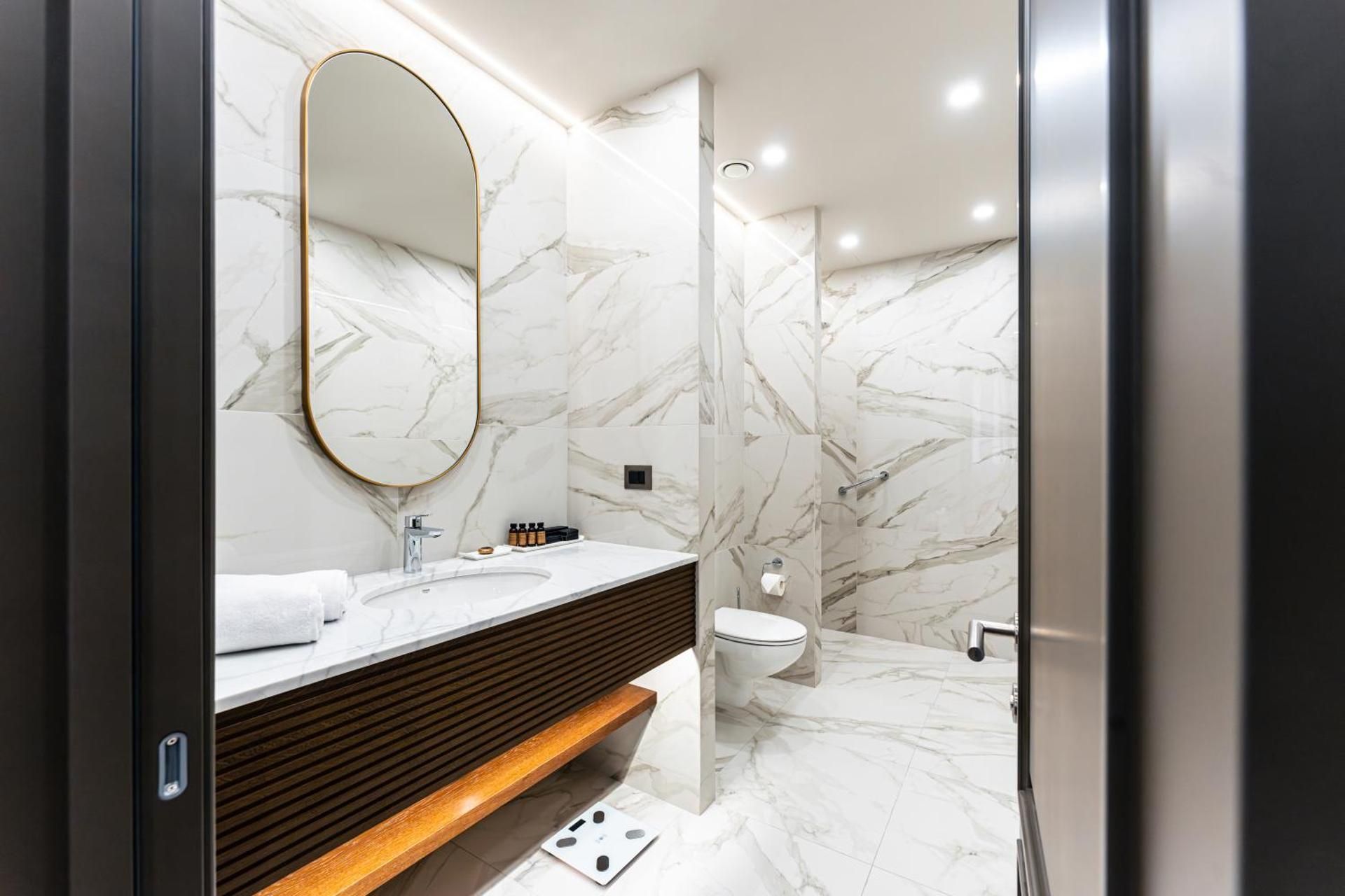 HOTEL METROPOL Club House Deluxe Twin Room 2